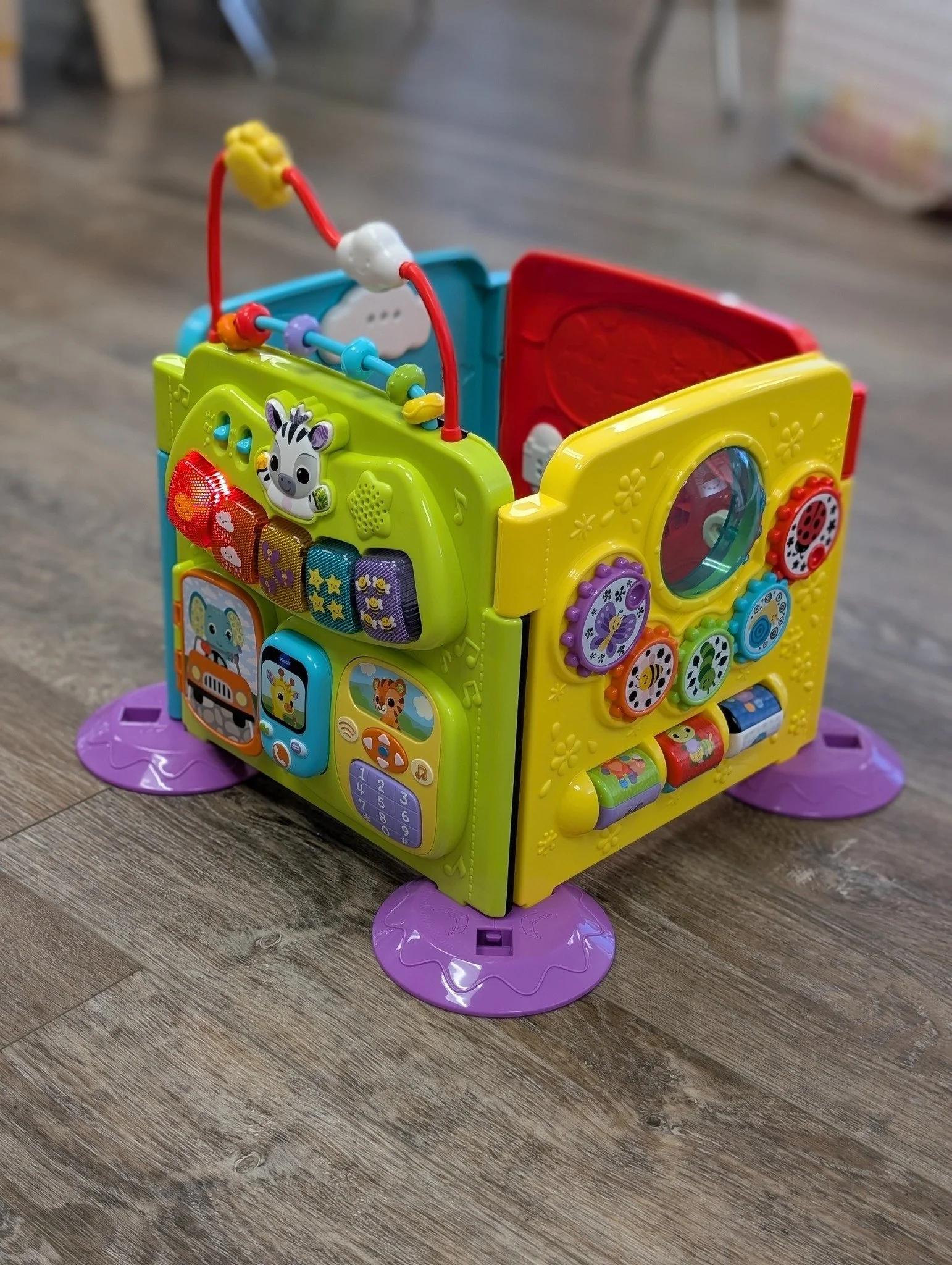 E41-VTech Learning Cube
