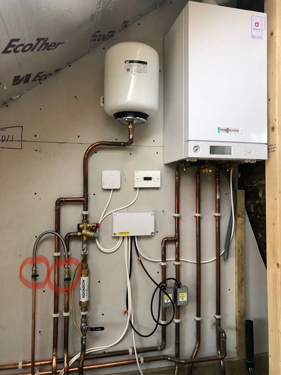 System boiler and unvented hot water cylinder