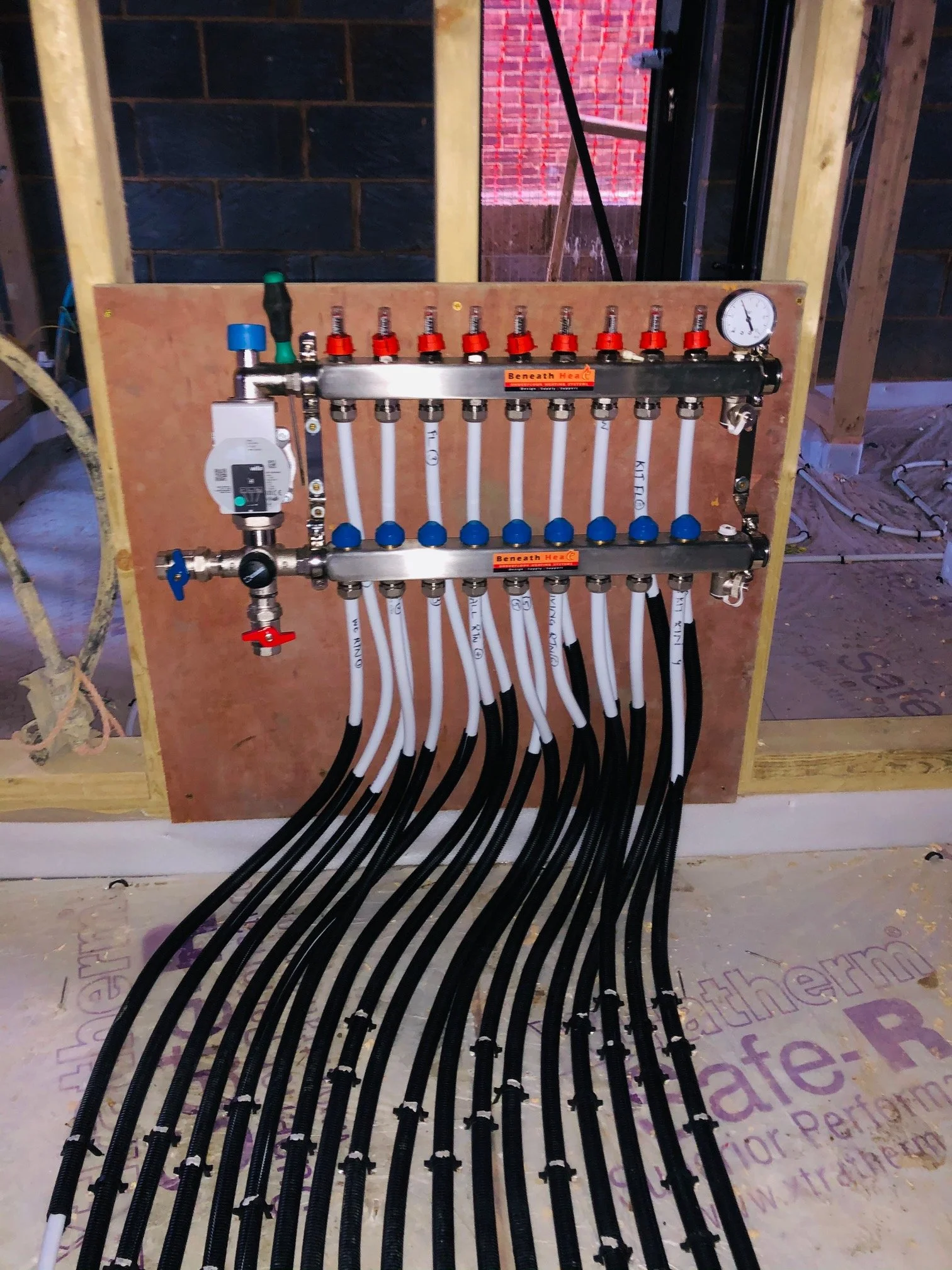 Underfloor heating installation