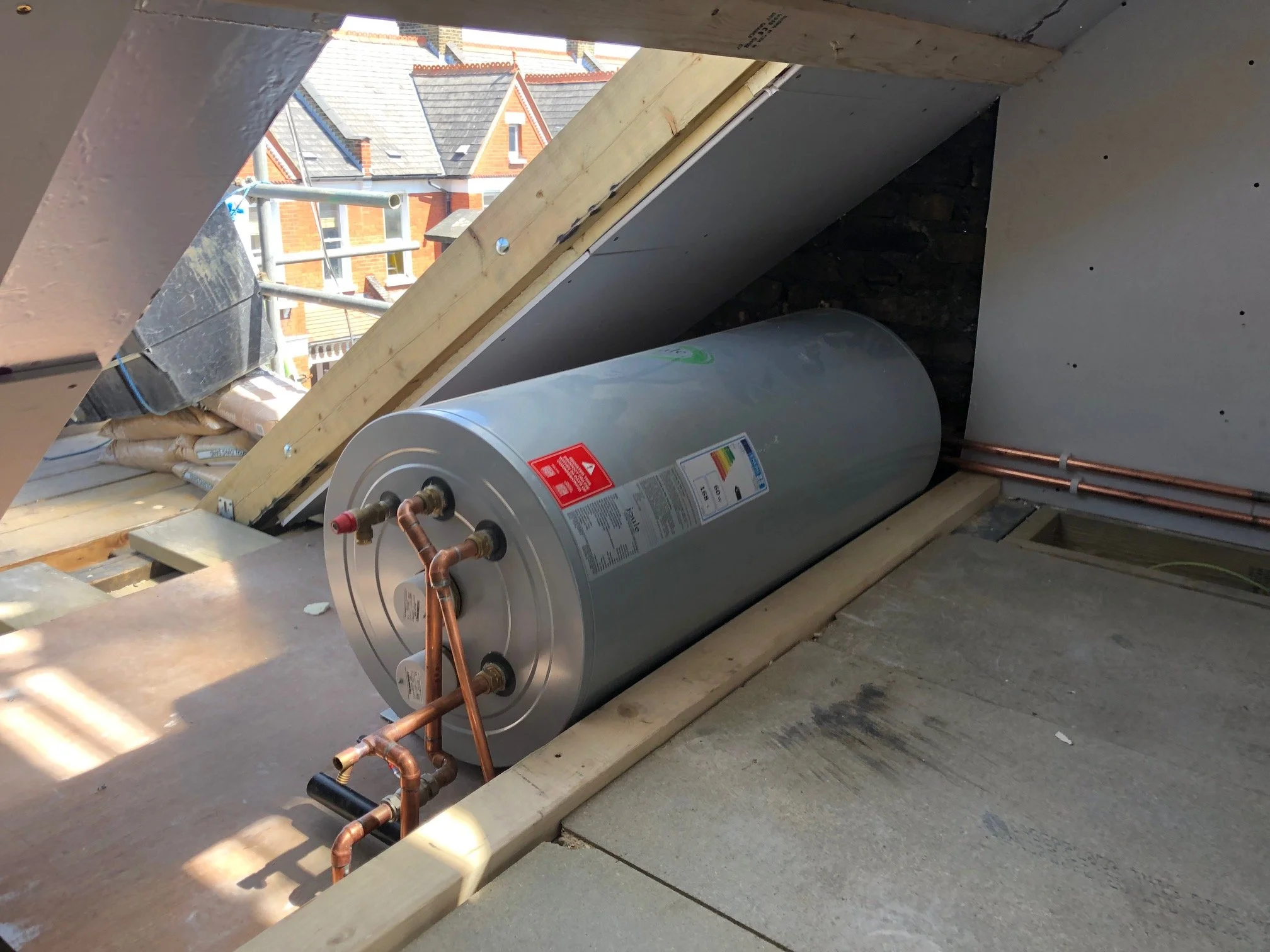 System boiler and unvented hot water cylinder