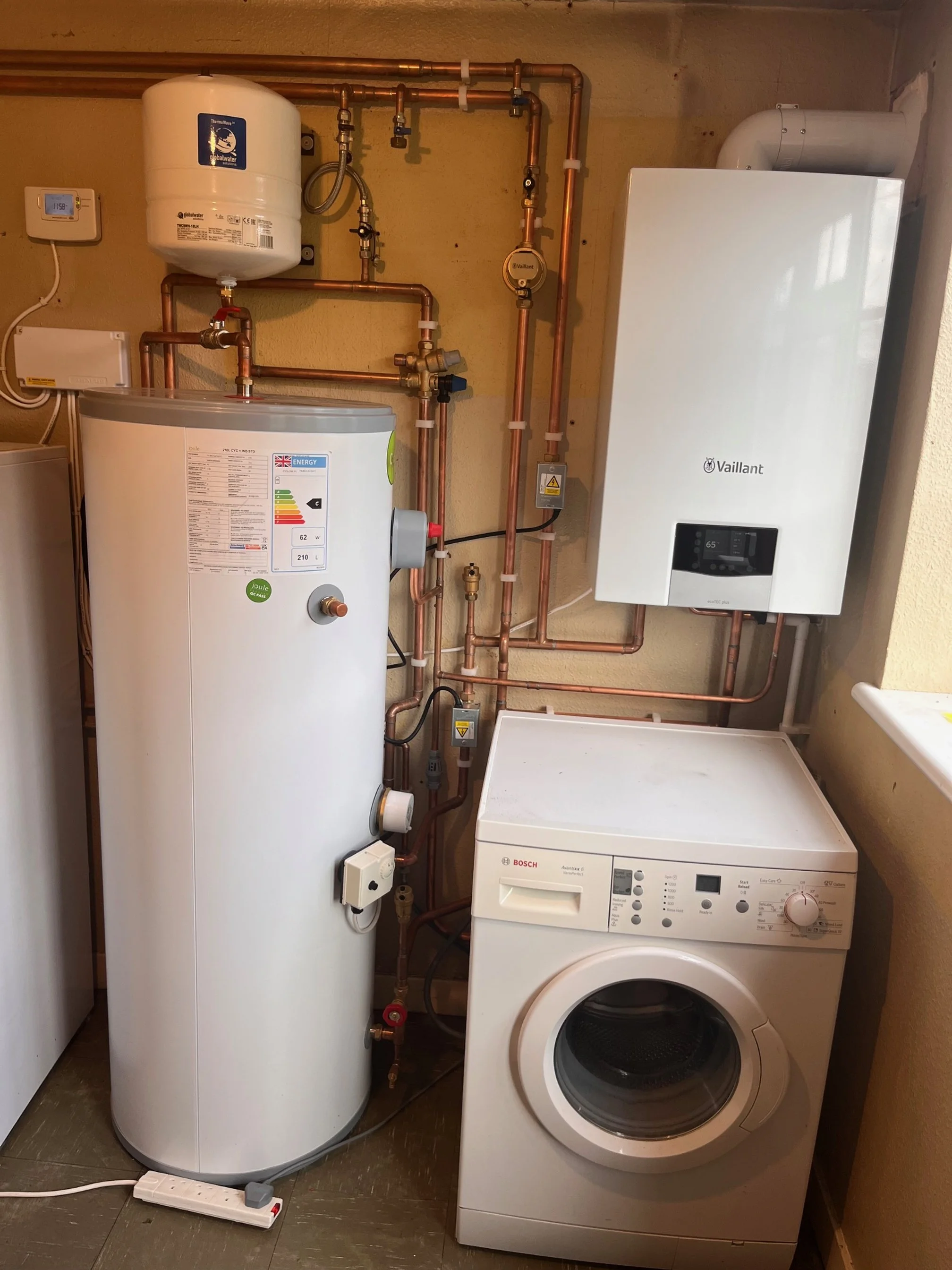 System boiler and unvented hot water cylinder 