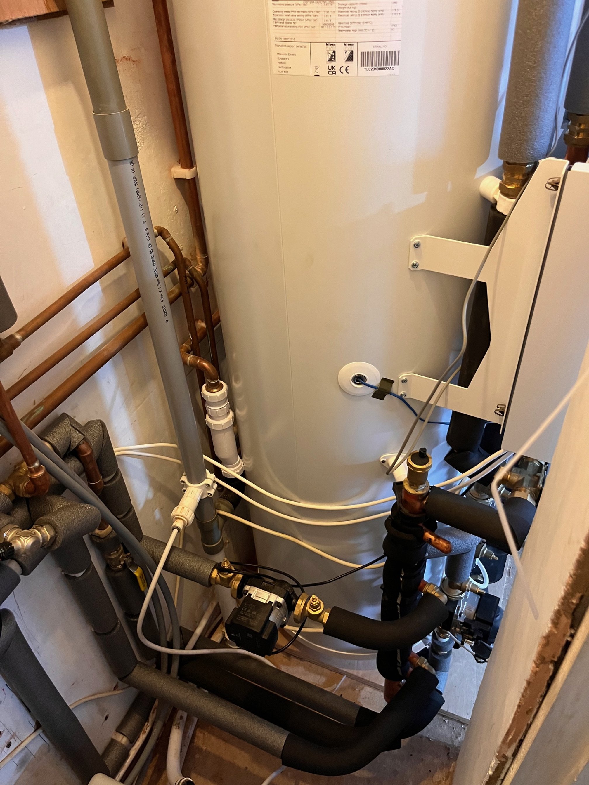 Air source heat pump installation Sutton