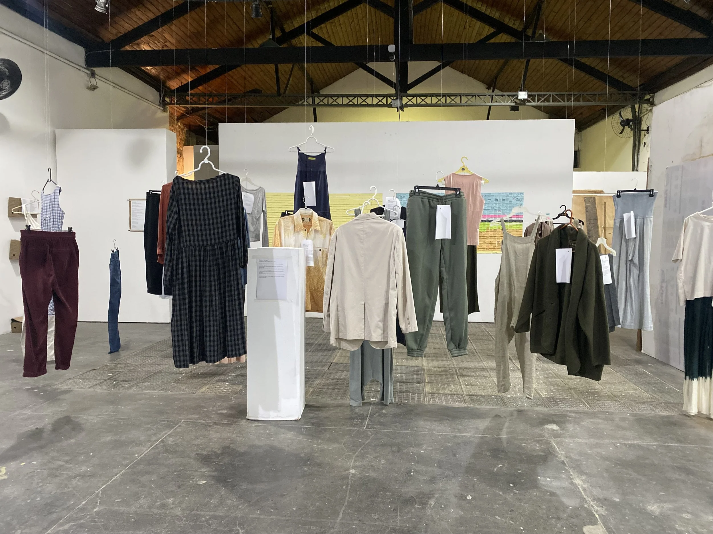 sem nome, com corpo // nameless, with body