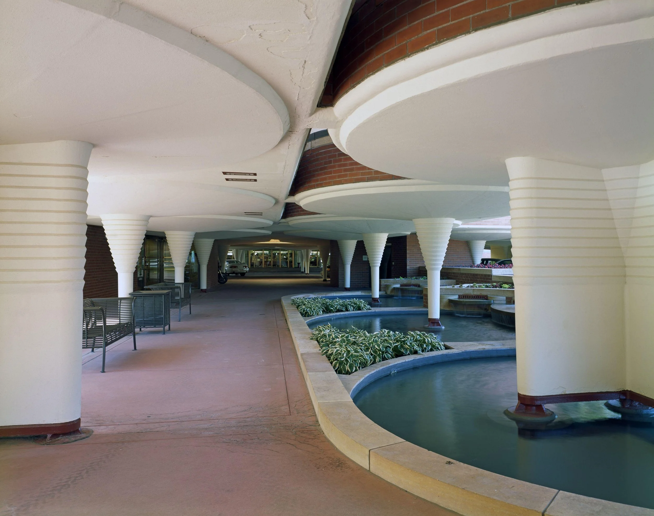 ohnson Wax Building, Headquarters of the S.C. Johnson and Son Co.