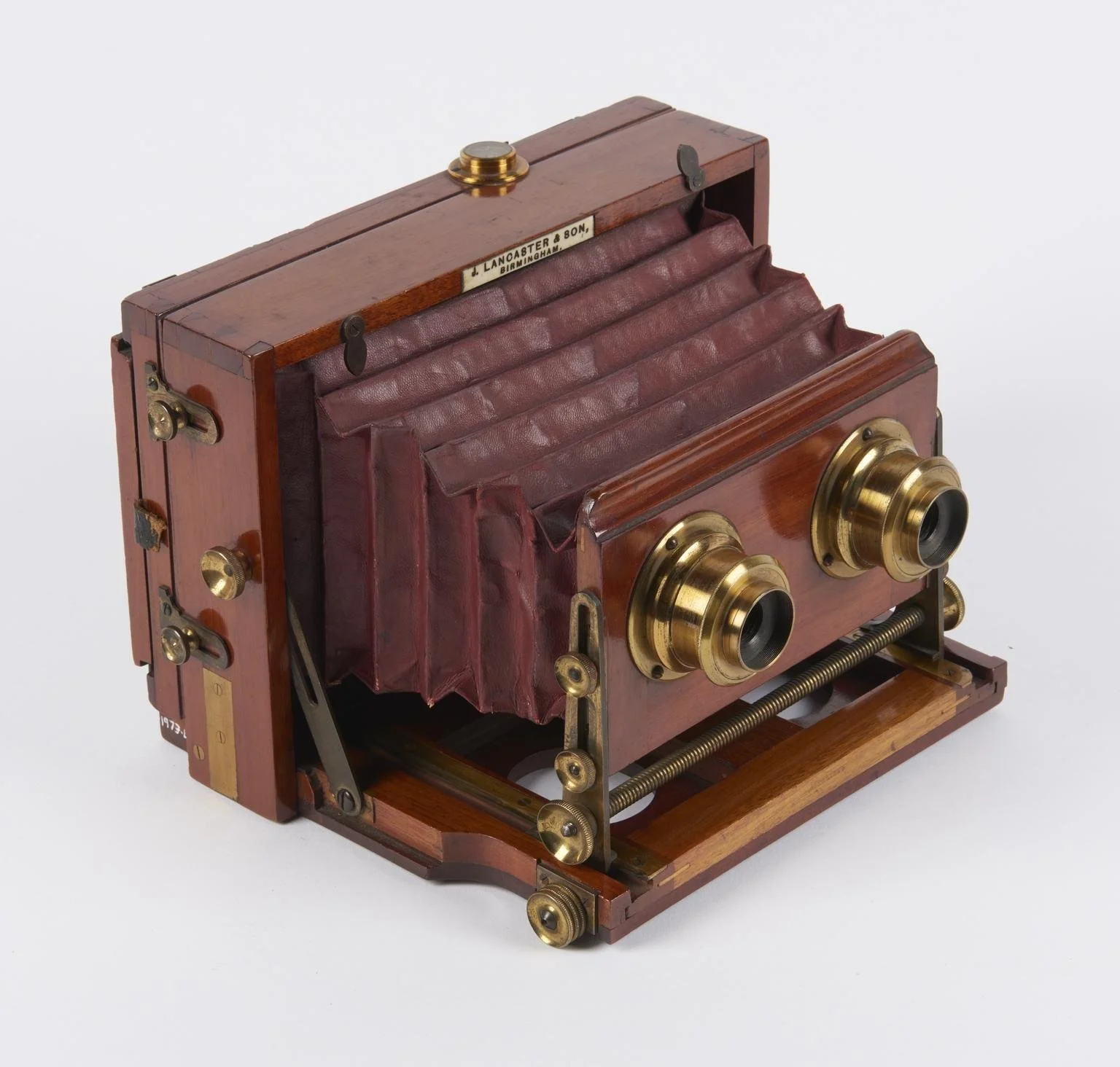 Around the web with Stereographs
