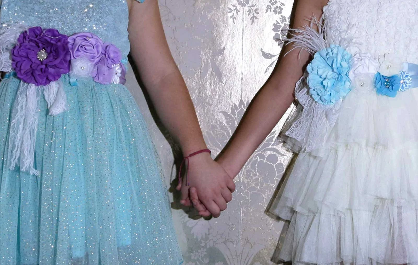 child-model-actor-la-pretty-girl-in-dress