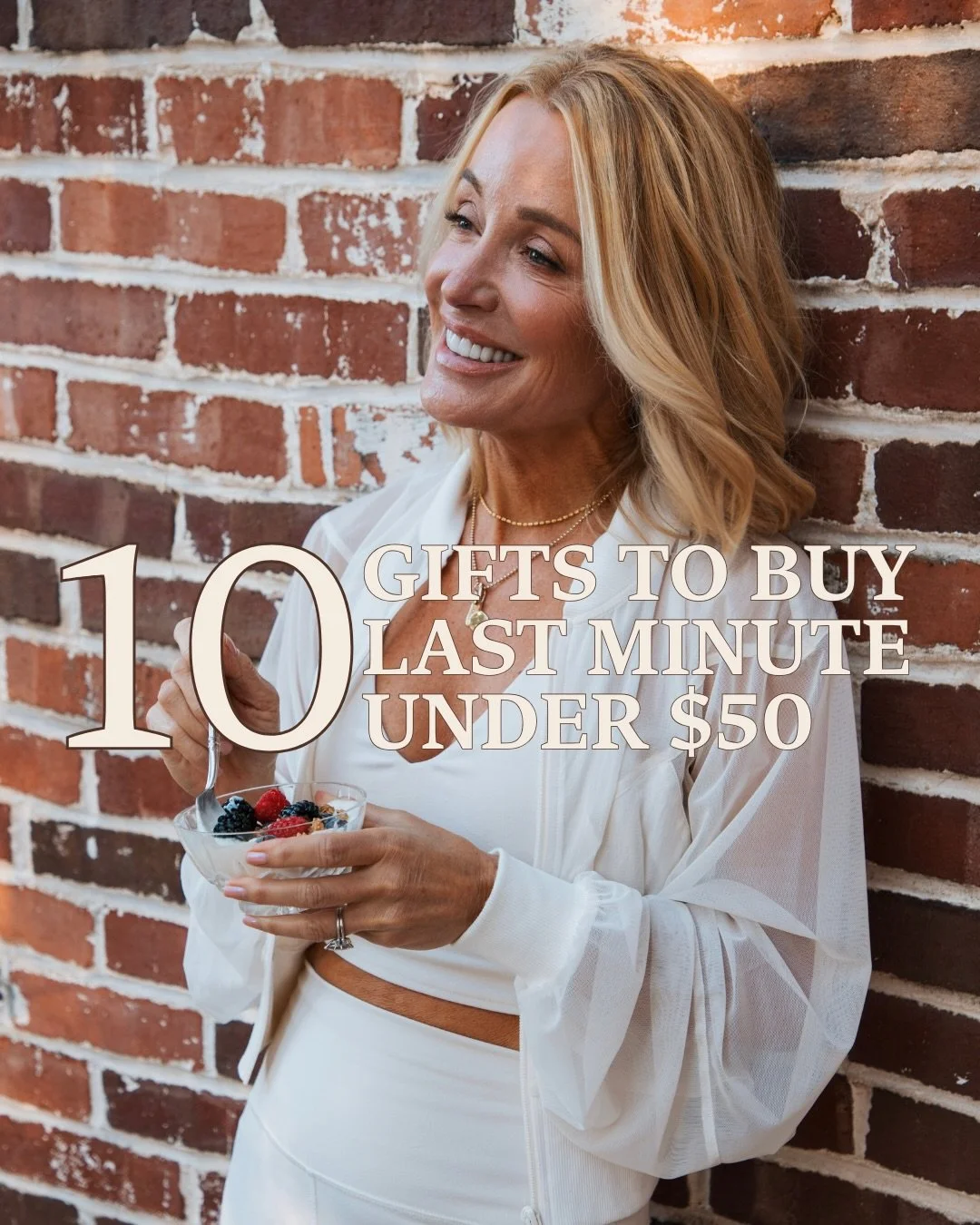 Christmas is in 15 days! 🎄

Still shopping? Comment &lsquo;ME&rsquo; and I&rsquo;ll message you with these last minute gift ideas that will be here in time to wrap for Christmas ✨ 

.
.
.
#amazoninfluencerprogram #amazonchristmas #giftguide2025