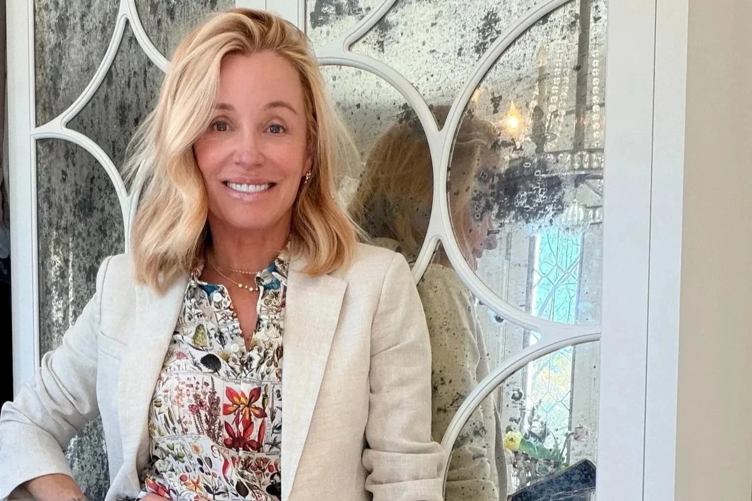 How to Build a Capsule Wardrobe in Midlife (The Real Secret)