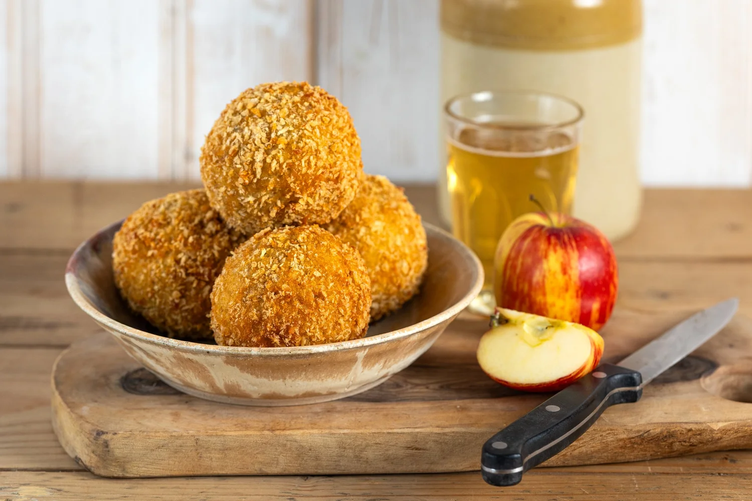 Hettie Hen Cider and Apple Scotch Egg