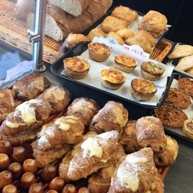 Saturday brunch like in Europe? Yes, it is possible with baked goods from La Bohemia! With our prices everyone can afford it!
