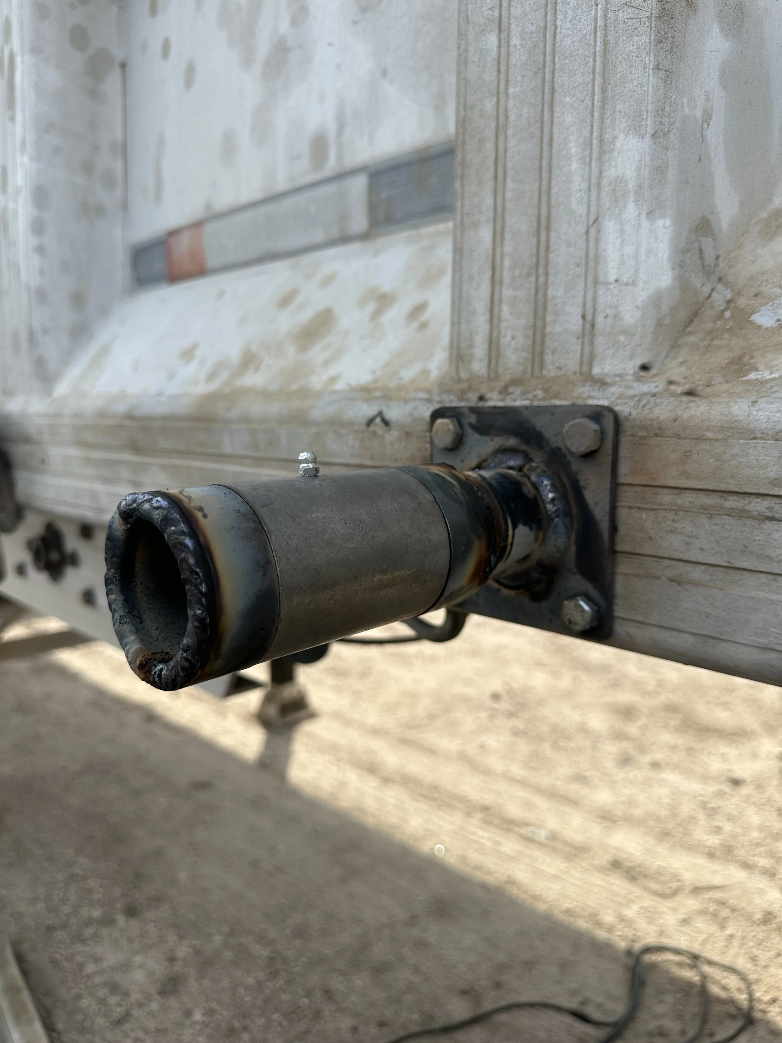 Hinge To a Trailer Tarp Arm