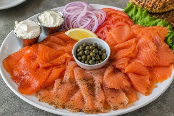 Beginner’s Guide to Lox, Gravlax &amp; Smoked Salmon