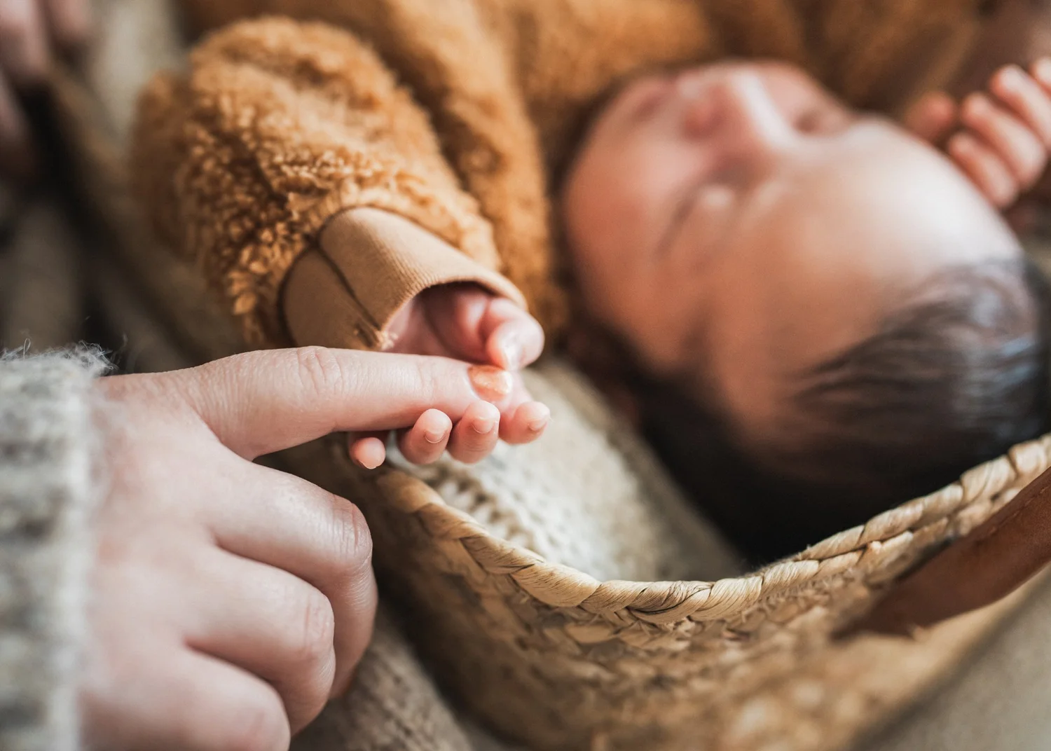 TODO ALT - Nathan and Ana's in-home newborn session in San Diego