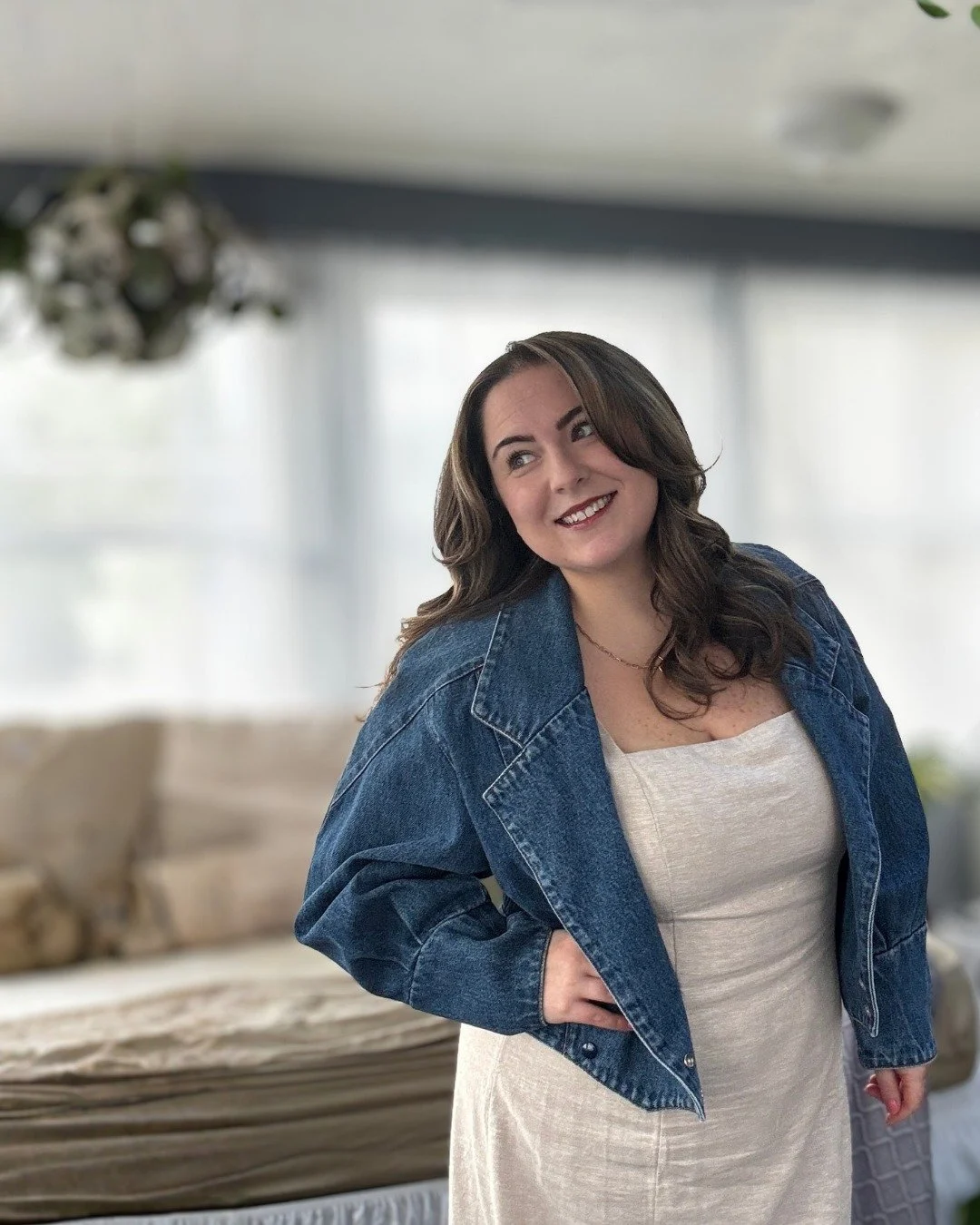 Hi, I&rsquo;m Erika!�

Growing up in Waconia, Minnesota, I&rsquo;ve always loved our local community, the small businesses, downtown storefronts, and the people pouring their passion into everything they do. A few years ago, while working in nonprofi