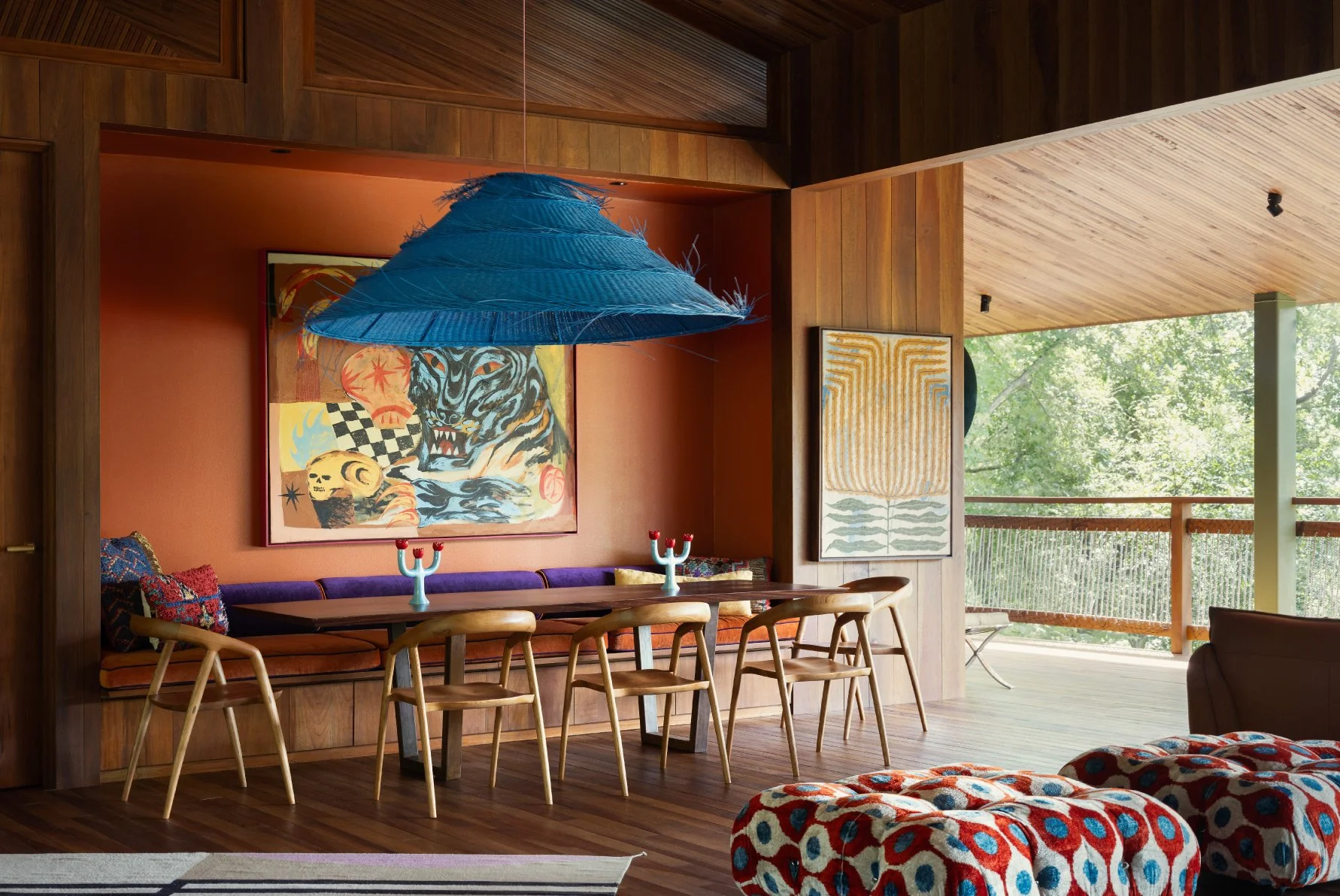 Al Suave House dining nook in Santa Teresa, Costa Rica, with blue woven pendant and purple bench, FAMM Arquitectura