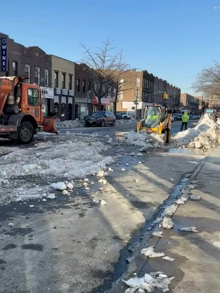 TODAY ON THIRD: Thank you to the hardworking men and women of @nycsanitation who continued to help Bay Ridge dig out from last week&rsquo;s major snowstorm, braving the extremely cold temperatures and harsh conditions! The Merchants of Third Avenue C
