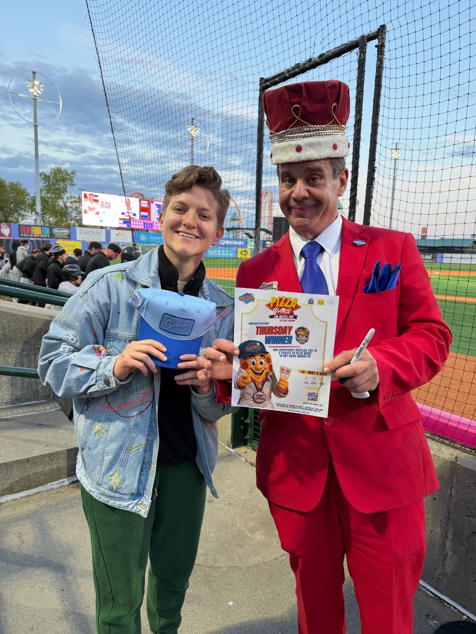 🍕⚾ WINNER, WINNER&hellip; PIZZA DINNER! ⚾🍕

Congratulations to last night&rsquo;s winner of 2 Pizza Wars tickets at the Brooklyn Cyclones game! 🪩🍕

And the best part? Everyone with a ticket to tonight&rsquo;s AND tomorrow&rsquo;s Cyclones games i