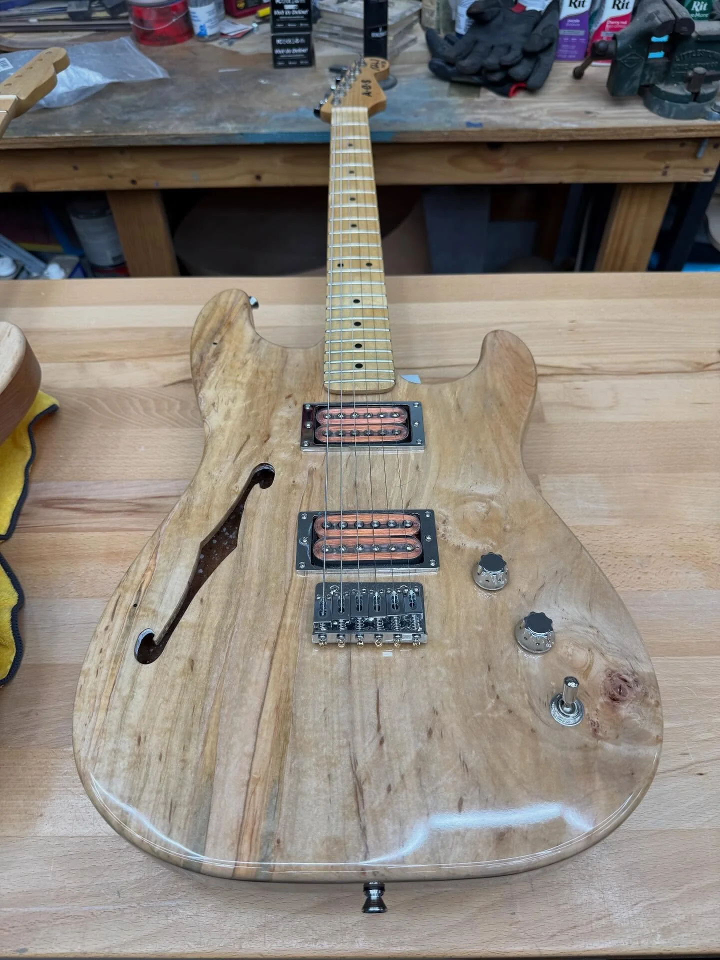 Making progress in the ambrosia maple hollow body series. Kind of cool to build three guitars out of the same tree&hellip;
.
.
.
#customguitar #custombass #guitarart #maple