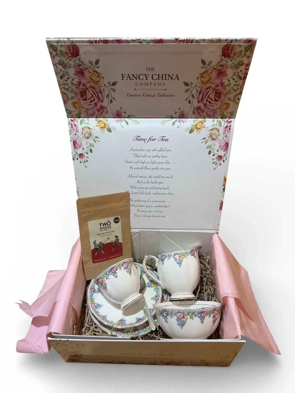 Single trio with jug and sugar bowl v1.jfif