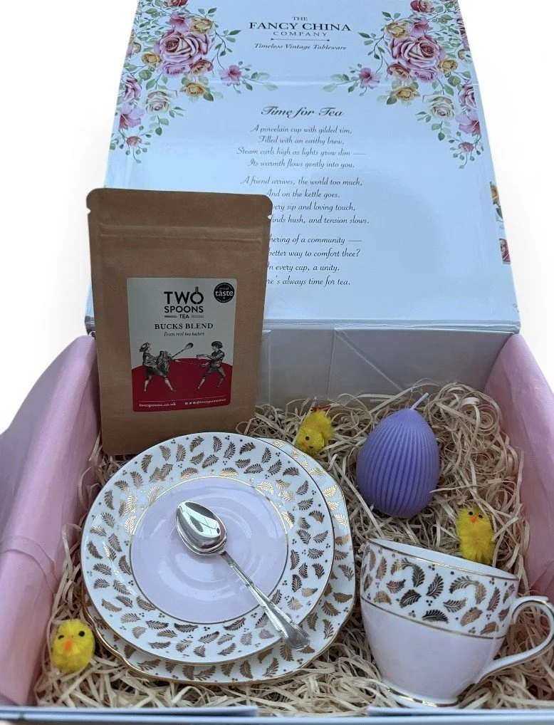 Duchess "Gold Leaves" Easter Celebration (ref. 22)