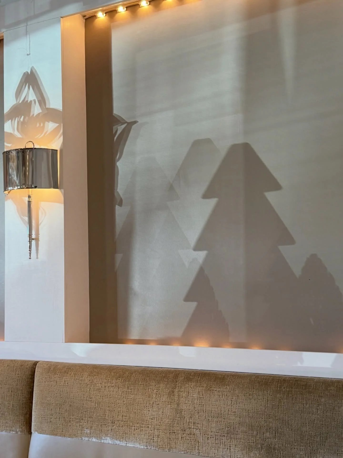 All is calm, all is bright. ✨🎄 Merry Christmas from our family to yours. We will be open tomorrow from 8a - 8p. #christmasday #happyholidays #avenuekitchen #familytime