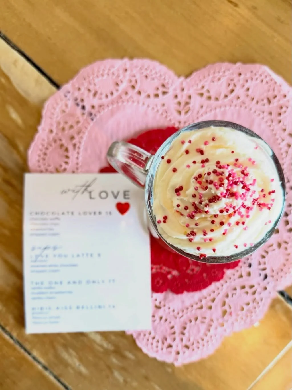 Love You a Latte ❤️ {espresso, steamed white chocolate, whipped cream} 

#avenuekitchen #latte #coffeedrinks #delcocoffee #valentines