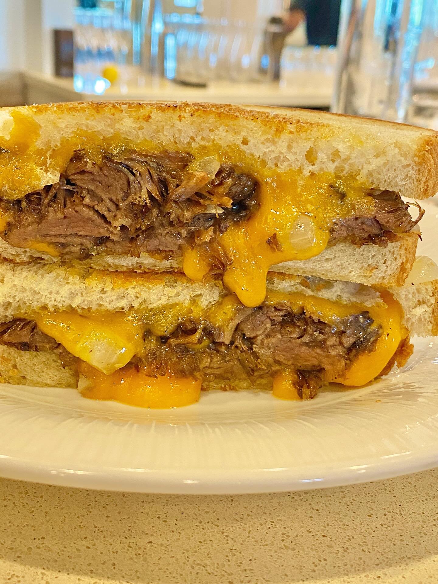 If a grilled cheese and a cheesesteak had a baby&hellip;Grilled Cheese Short Rib 🔥#nationalcheesesteakday