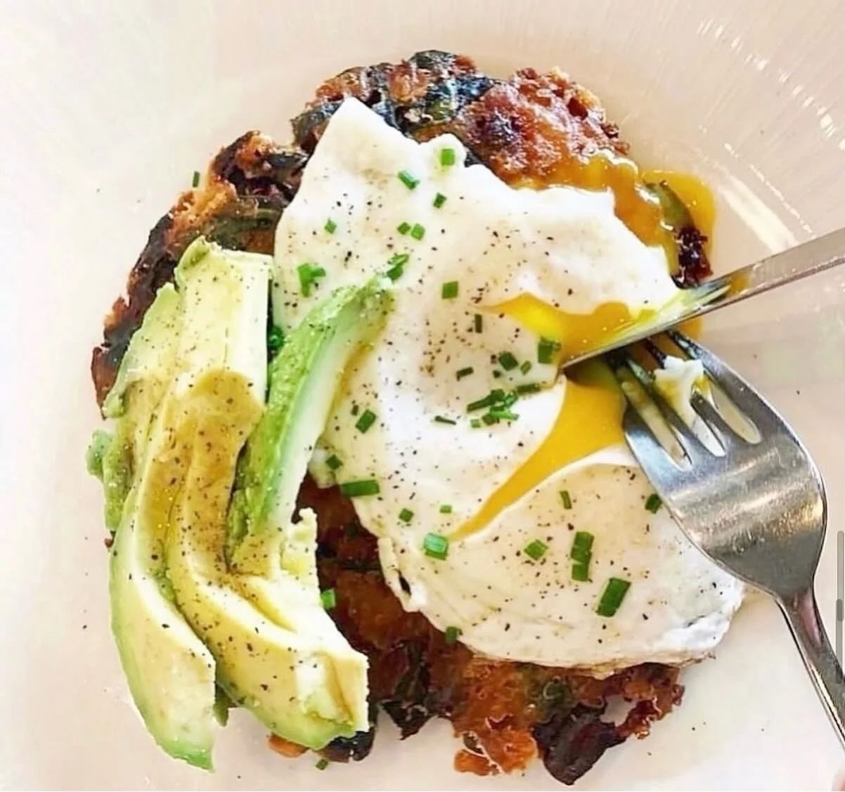 If the sun won&rsquo;t show up this Memorial Day weekend, brunch will! ☔️ served everyday 8am-3pm ☀️

#MDW #brunch #jerseyshore #delco #avenuekitchen