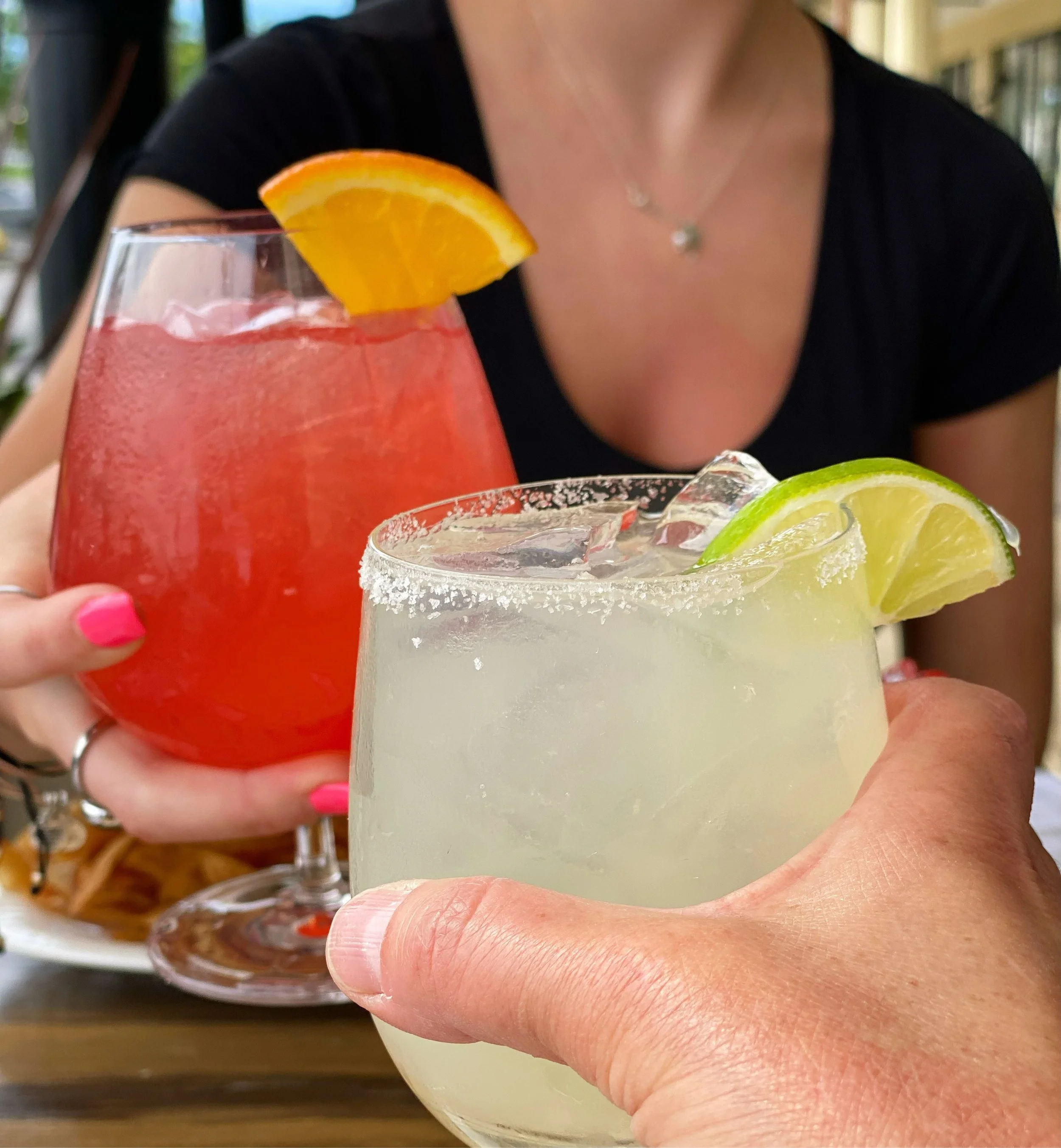 Cheers to the long weekend 🥂
good drinks, good food + nowhere else you need to be 🤍 {friday + saturday till 8pm | happy hour 4pm-6pm}