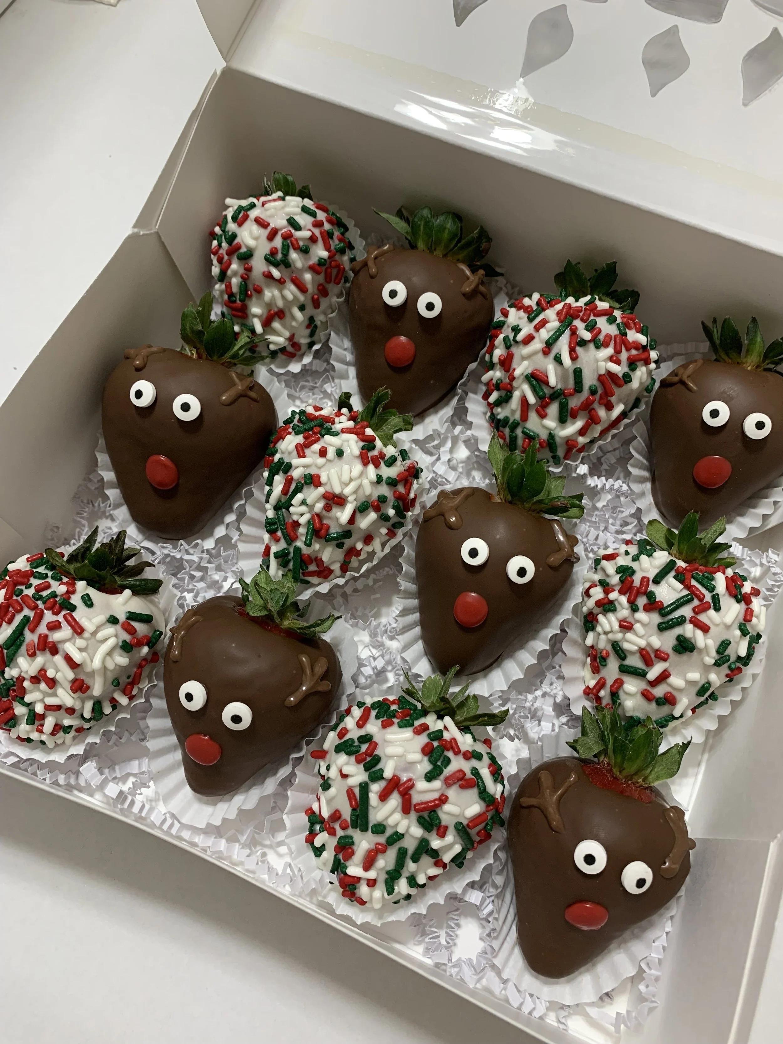 12 Rudolph Strawberries