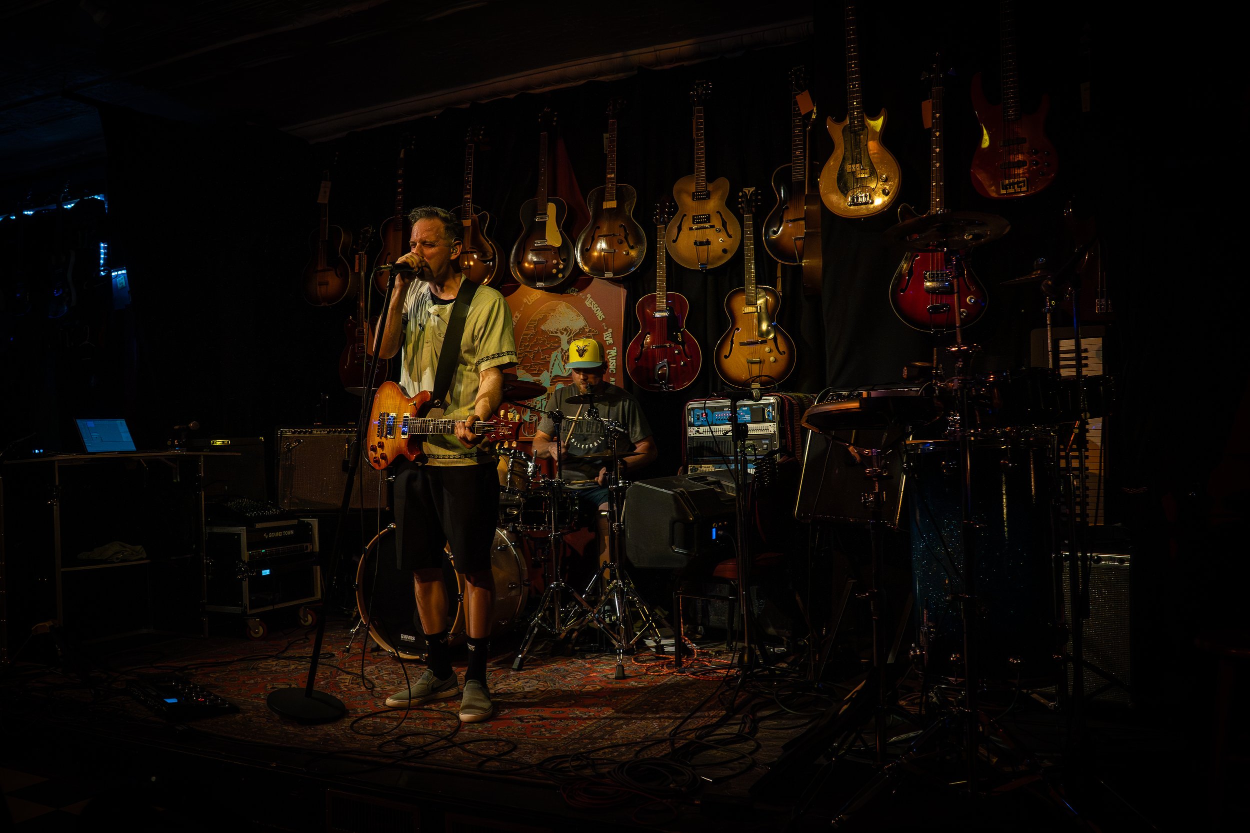 Yell Stuff &amp; Sweat on the Gear: Ontologics Takes Over Luthier’s Co-Op on a Summer Friday.