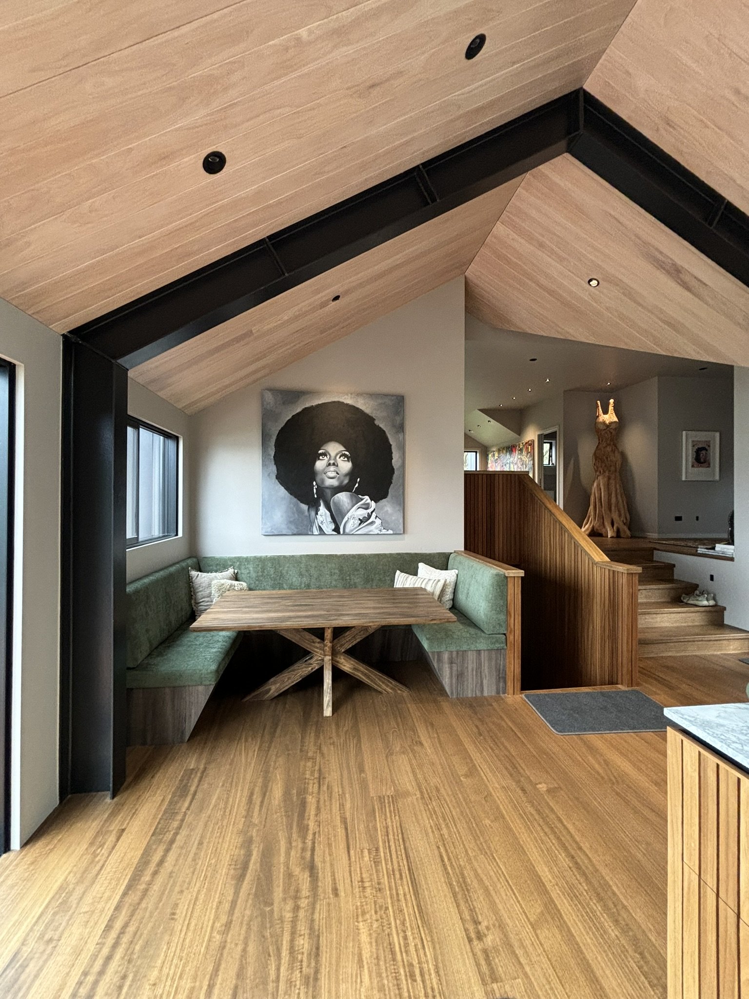 Breakfast nook with custom seating and table - custom joinery