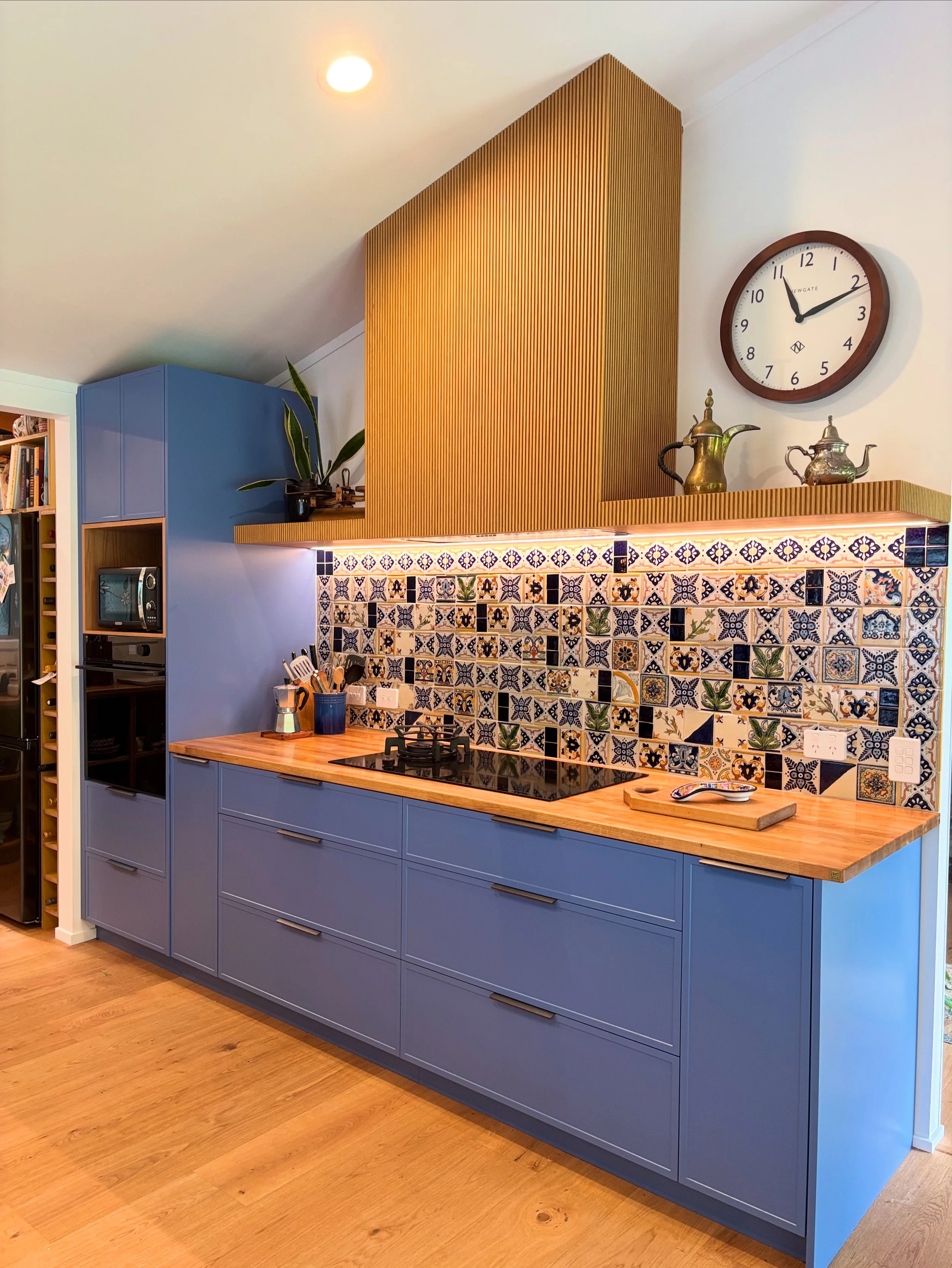 Two-tone kitchen cabinets – Kerikeri home