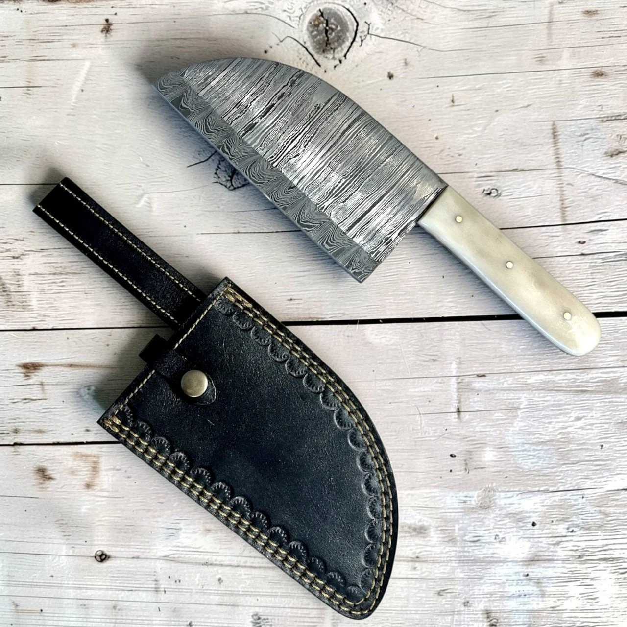 The Survivalist Cleaver