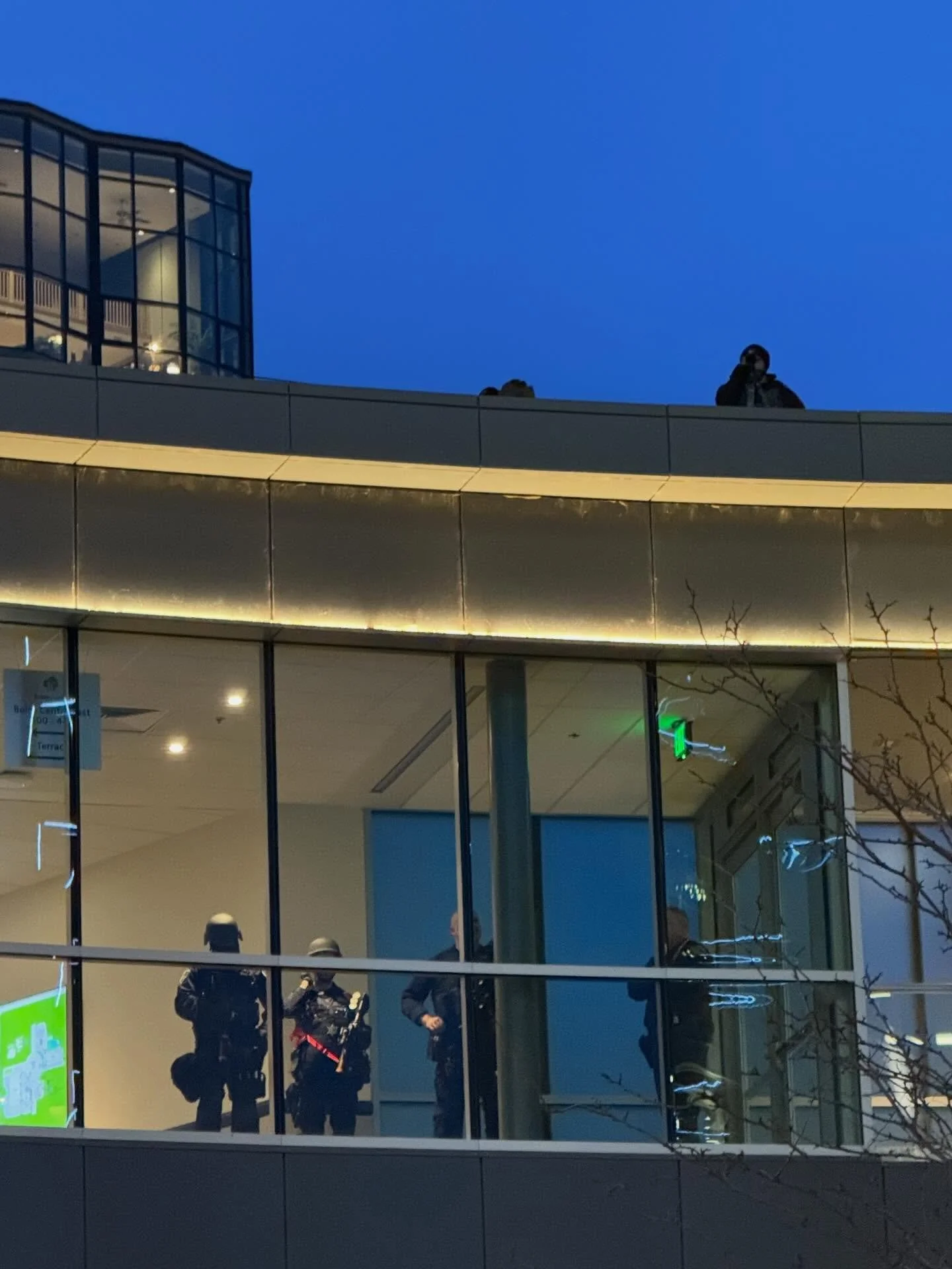 There&rsquo;s a protest in downtown Boise right now because Donald Trump Jr is here

Boise police came out in riot gear and took a protester.

This is absolutely fucking insane

.
.
.
.
.
.
.
.
#protest #transrightsarehumanrights