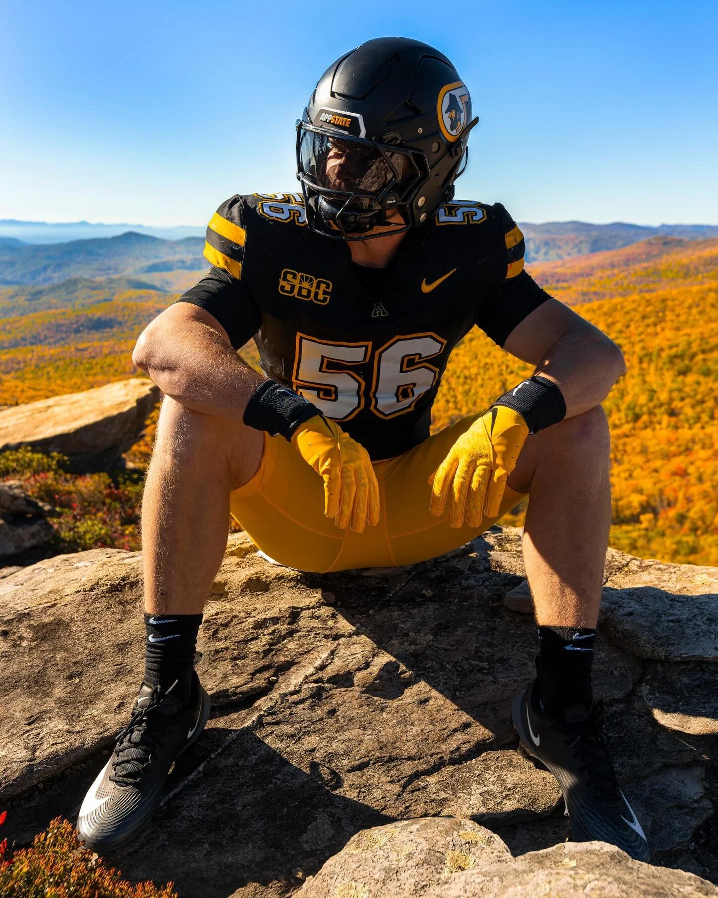 Week 8 Uniform Reveal 🍂🍁