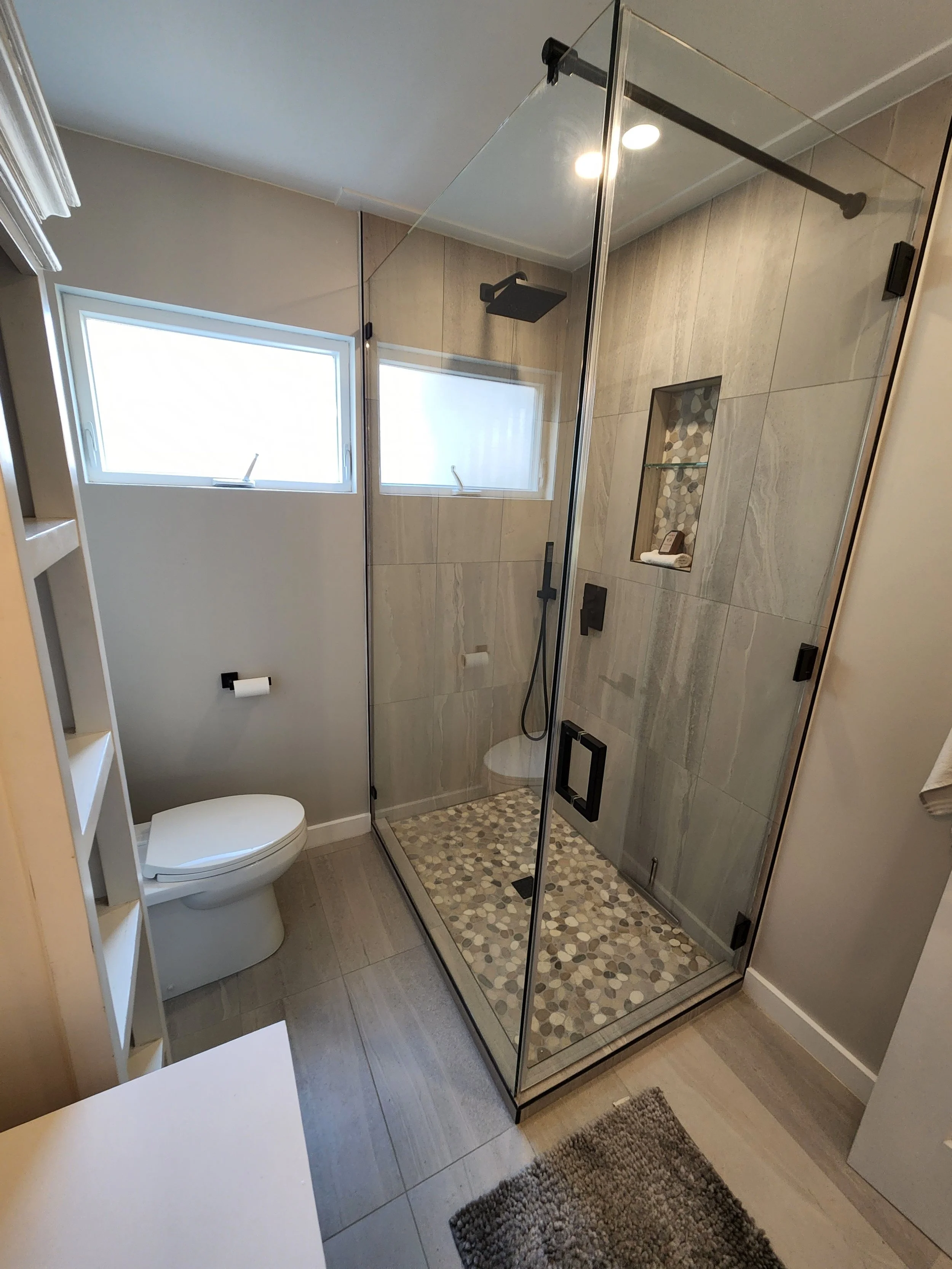 Crystal Glass Shower Enclosures Victoria BC90.jpg