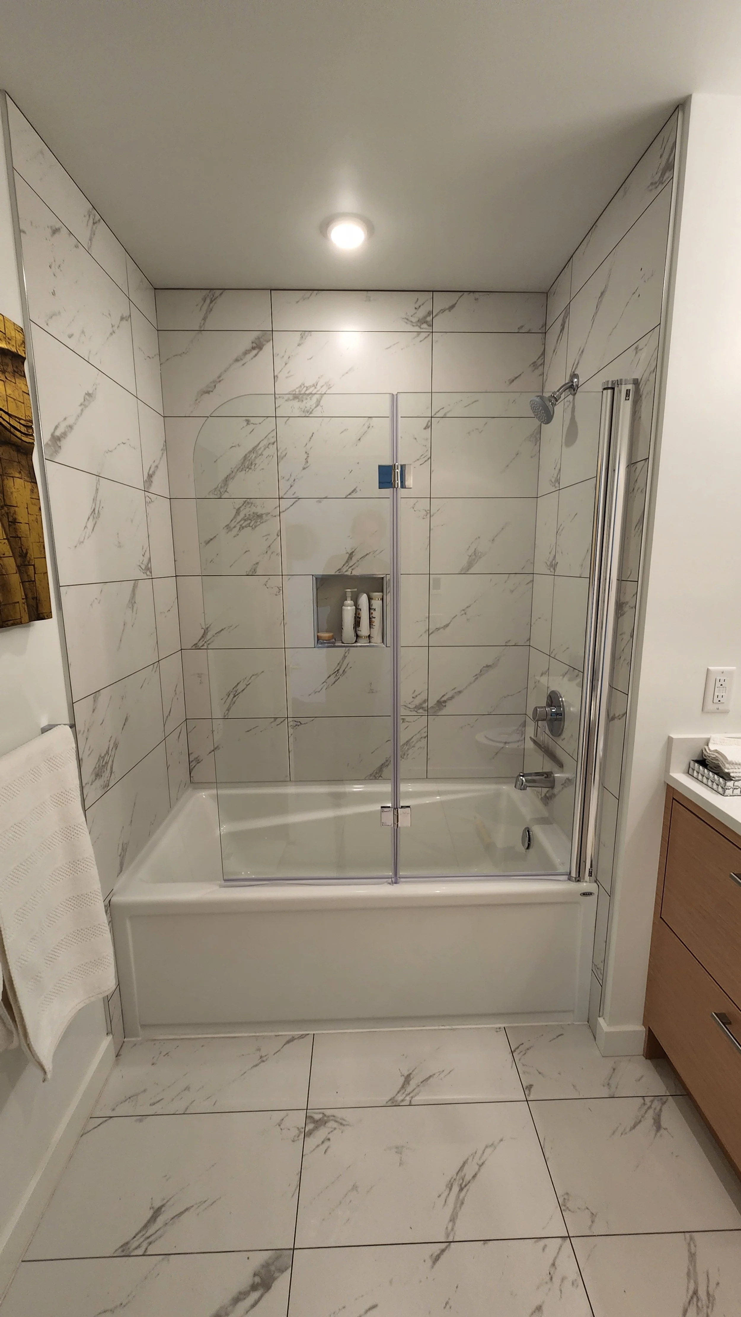 Crystal Glass Shower Enclosures Victoria BC104.jpg