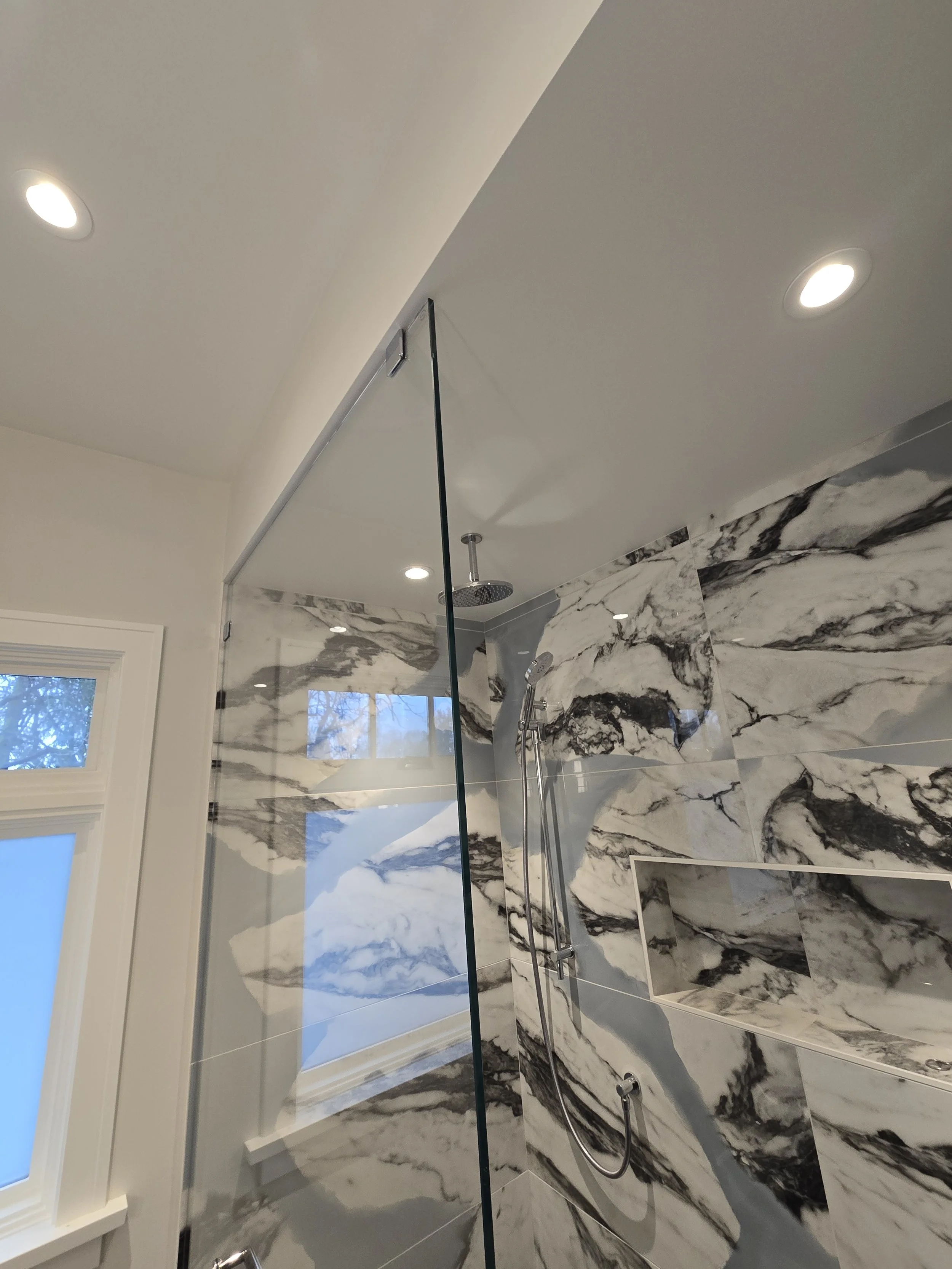 Crystal Glass Shower Enclosures Victoria BC197.jpg