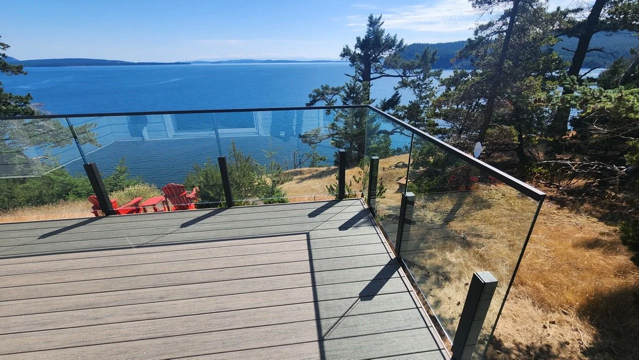 Crystal Glass Glass Railings Victoria British Columbia5.jpeg