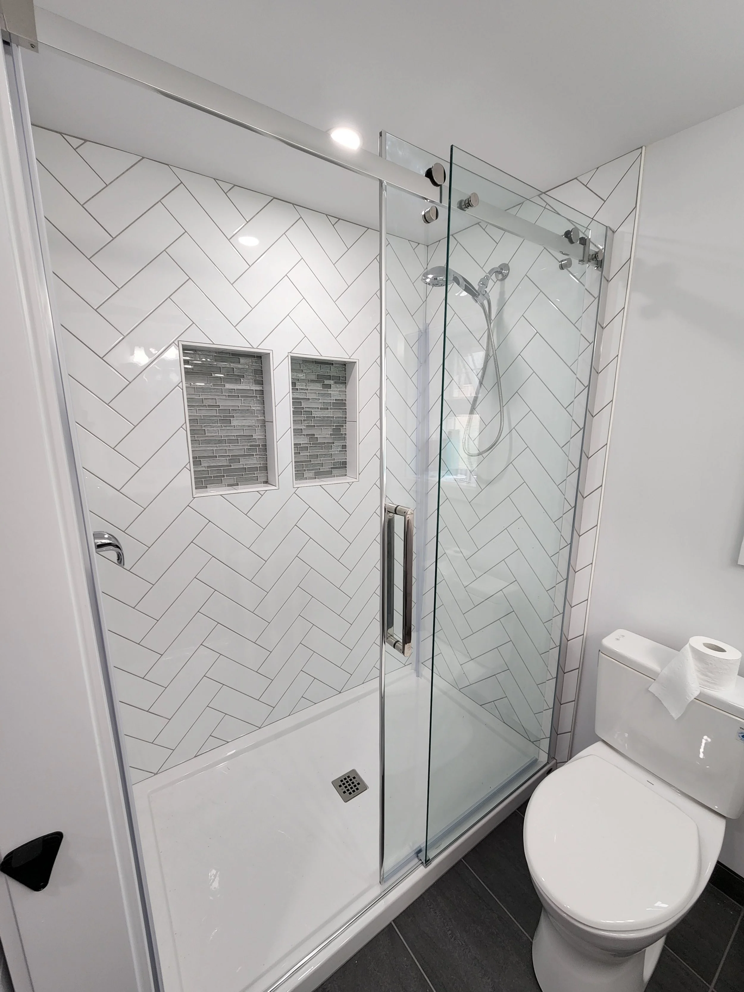 Crystal Glass Shower Enclosures Victoria BC88.jpg