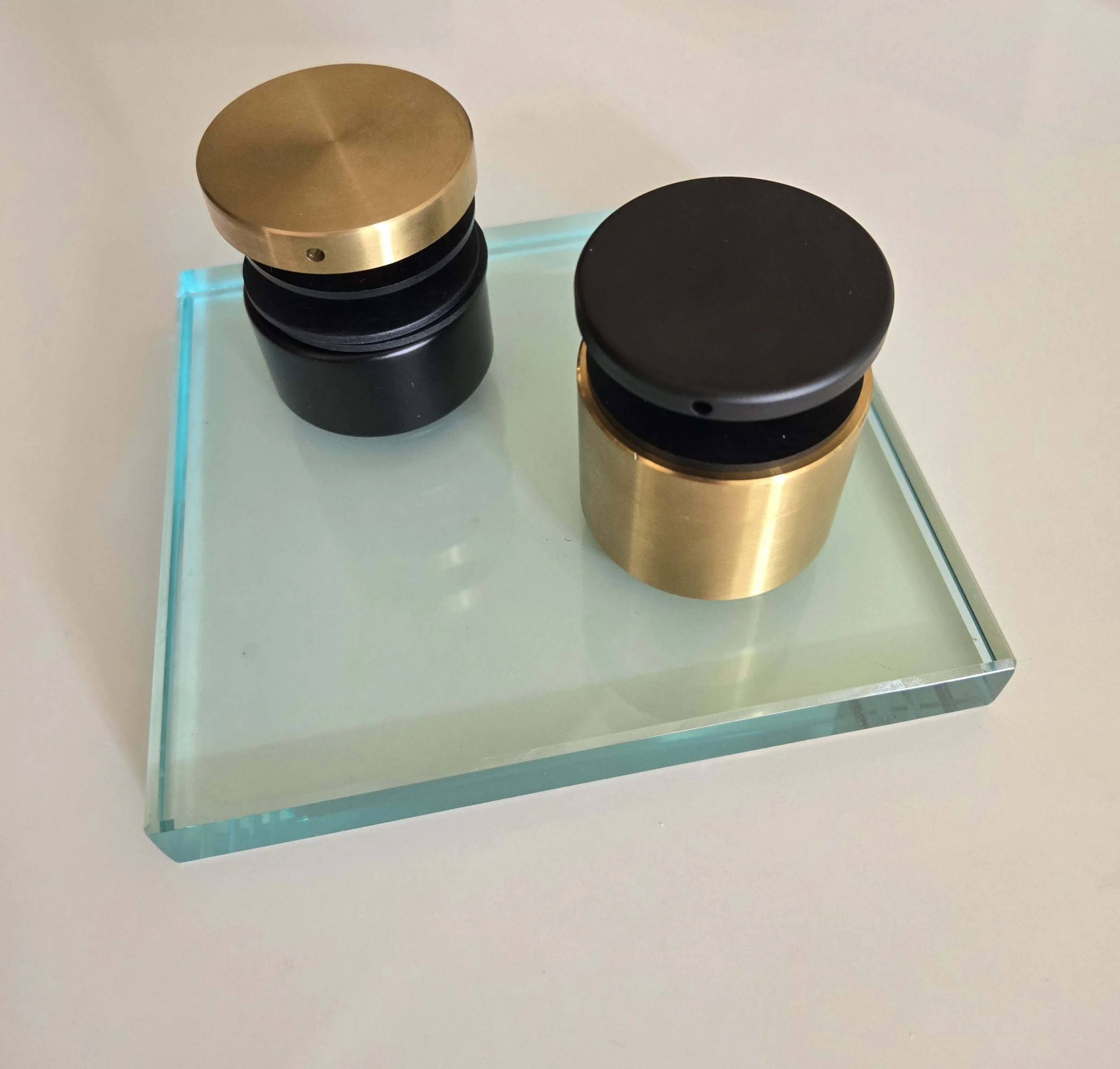 Crystal Glass Victoria BC Glass Hardware25.jpg