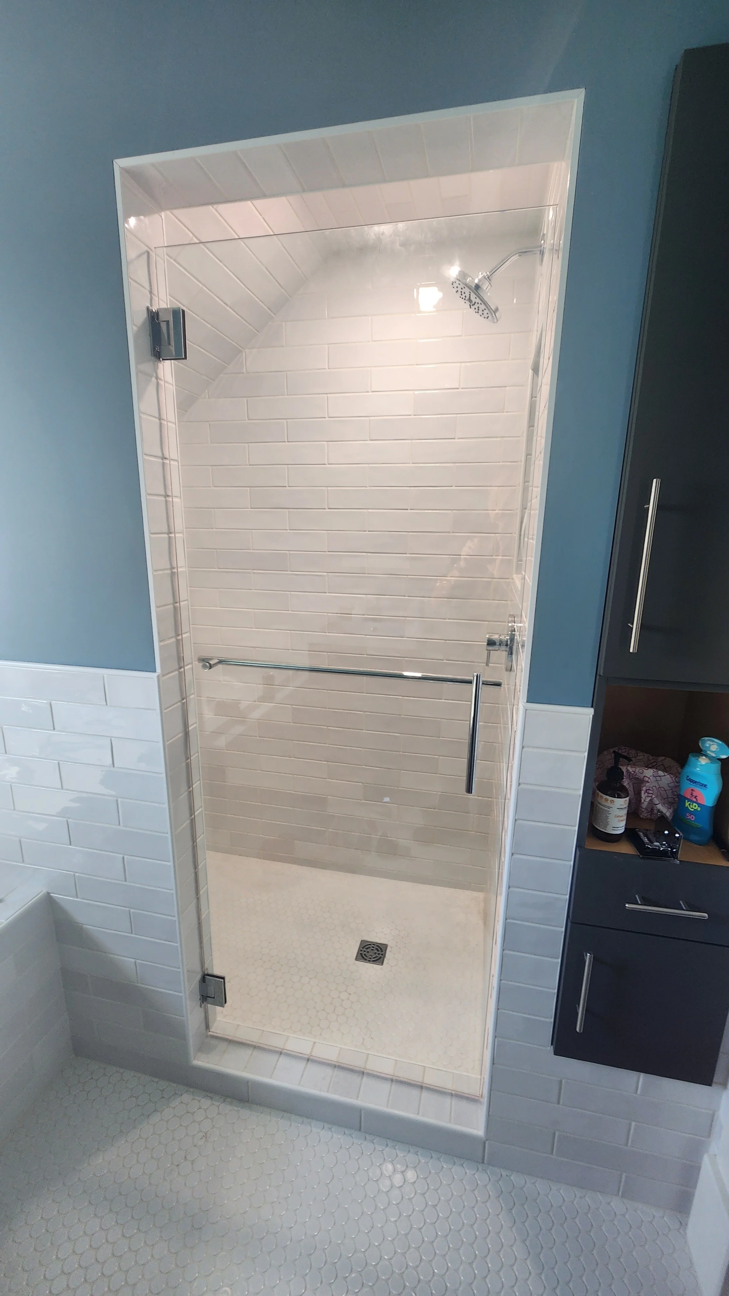 Crystal Glass Shower Enclosures Victoria BC132.jpg