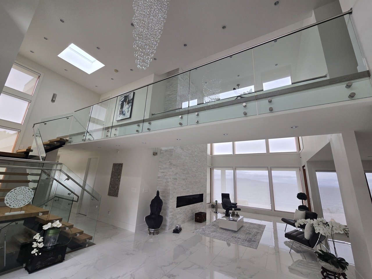 Crystal Glass Glass Railings Victoria BC107.jpeg