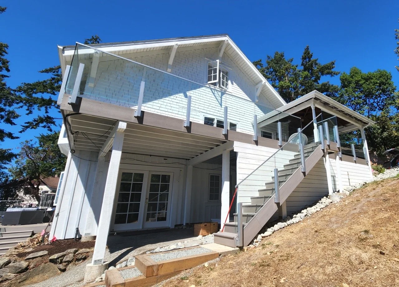Crystal Glass Glass Railings Victoria BC66.jpeg
