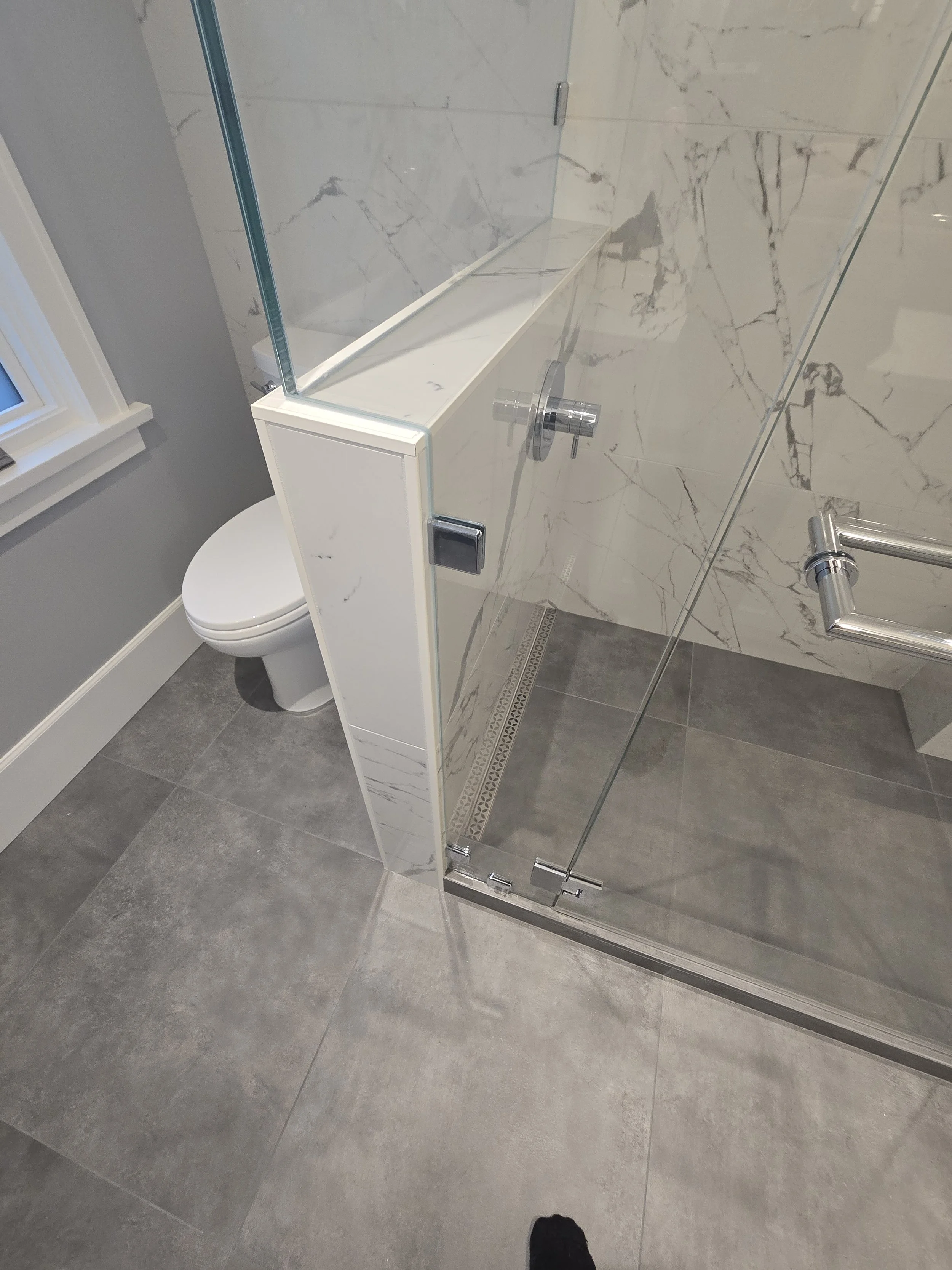 Crystal Glass Shower Enclosures Victoria BC201.jpg