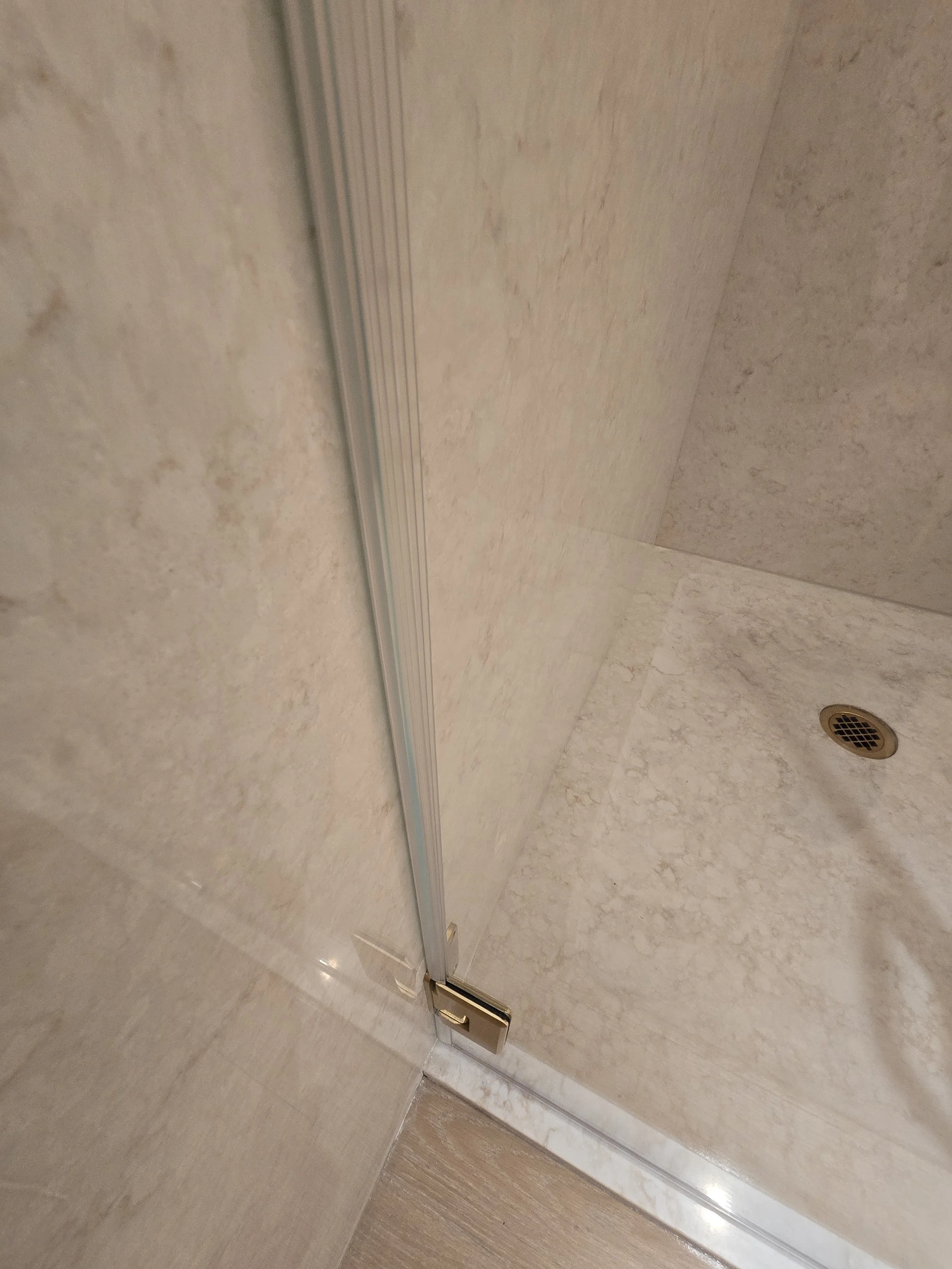 Crystal Glass Shower Enclosures Victoria BC175.jpg