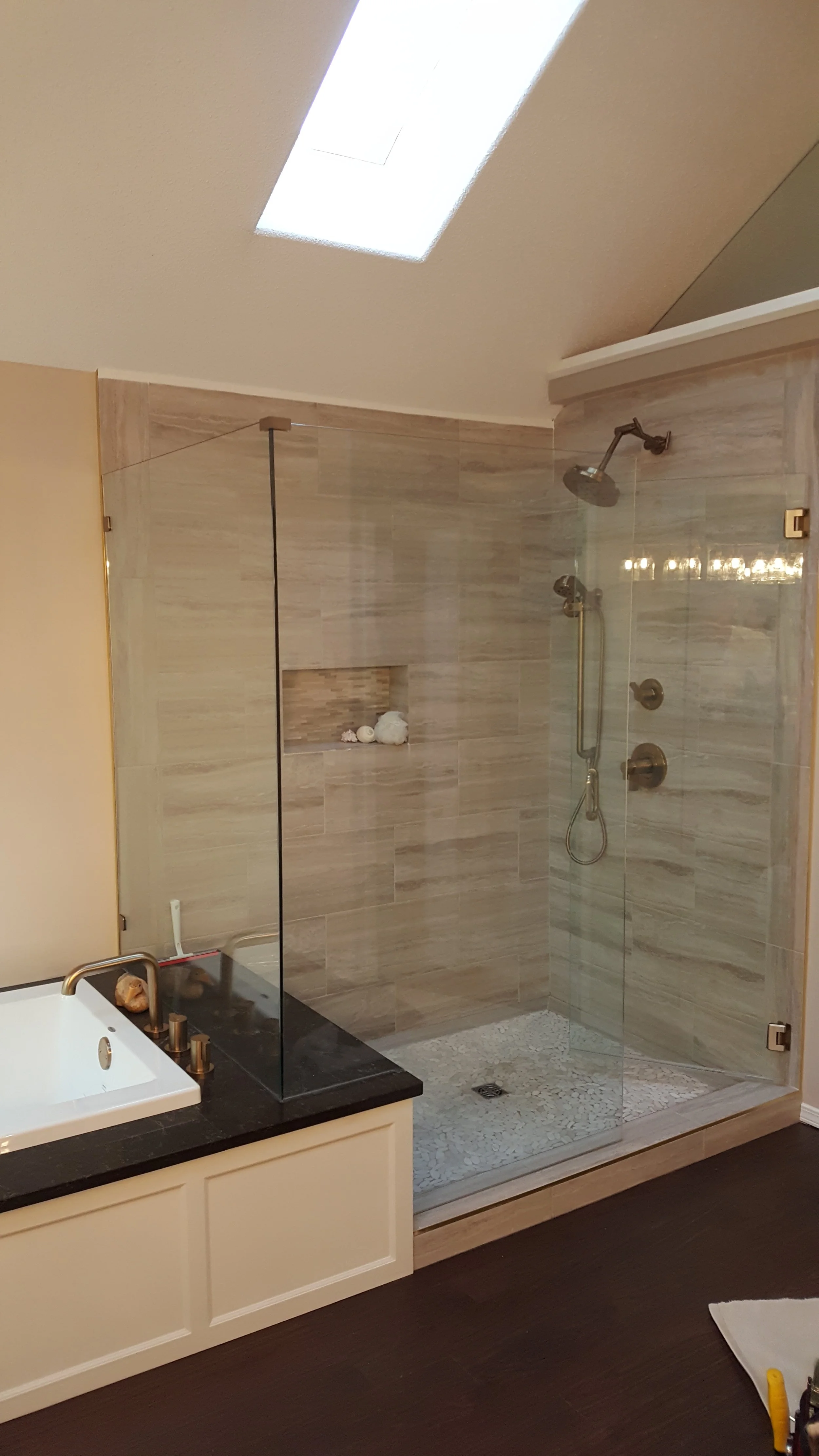 Crystal Glass Shower Enclosures Victoria BC21.jpg