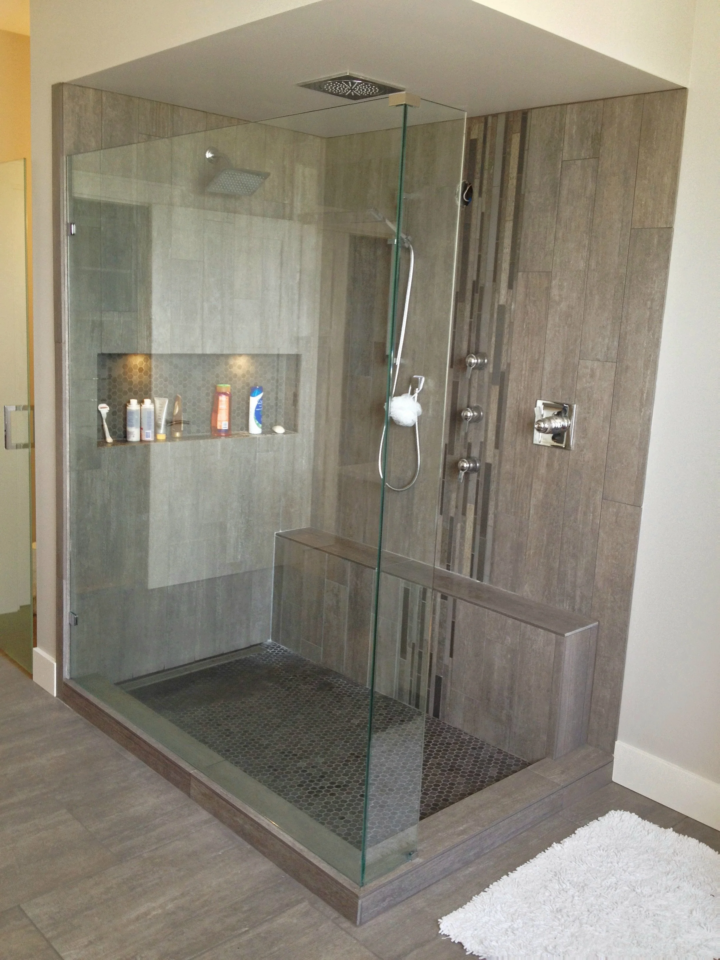 Crystal Glass Shower Enclosures Victoria BC251.jpg
