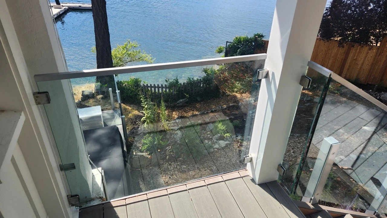Crystal Glass Glass Railings Victoria BC87.jpeg